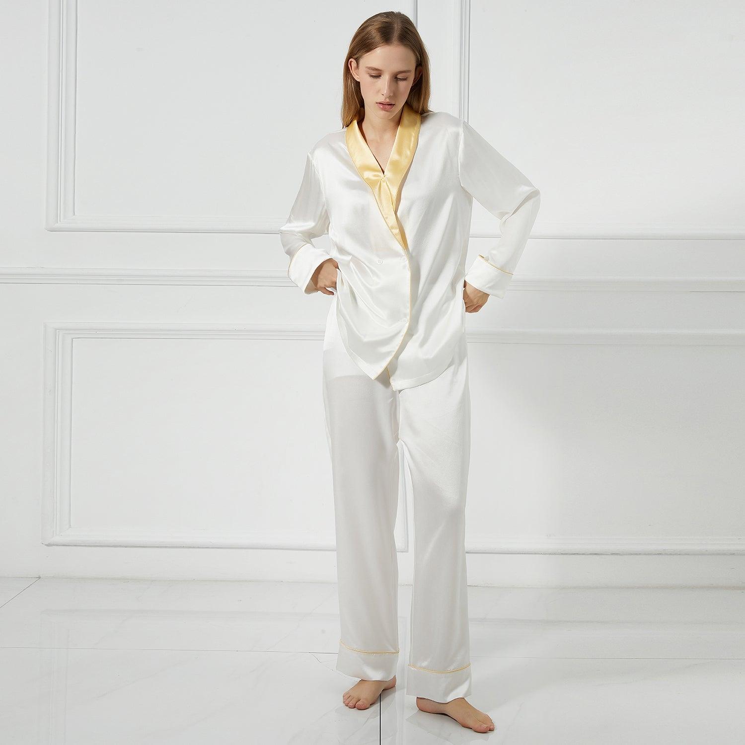 Daffodils Pure Silk Long Sleeve Pajama Set for Men Product Image