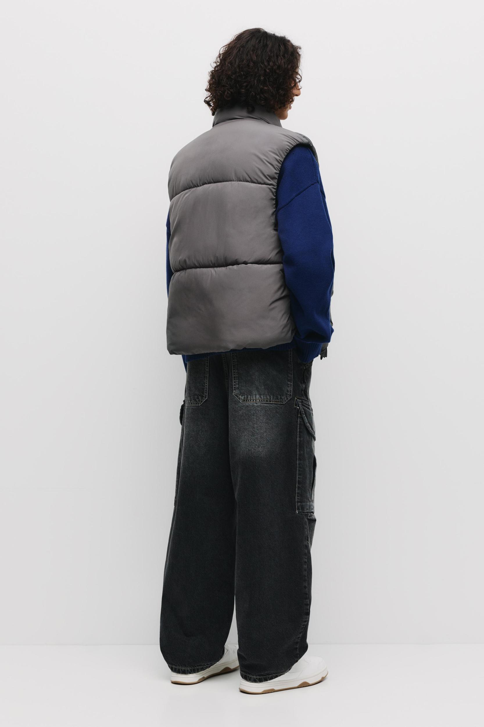 STWD padded gilet Product Image