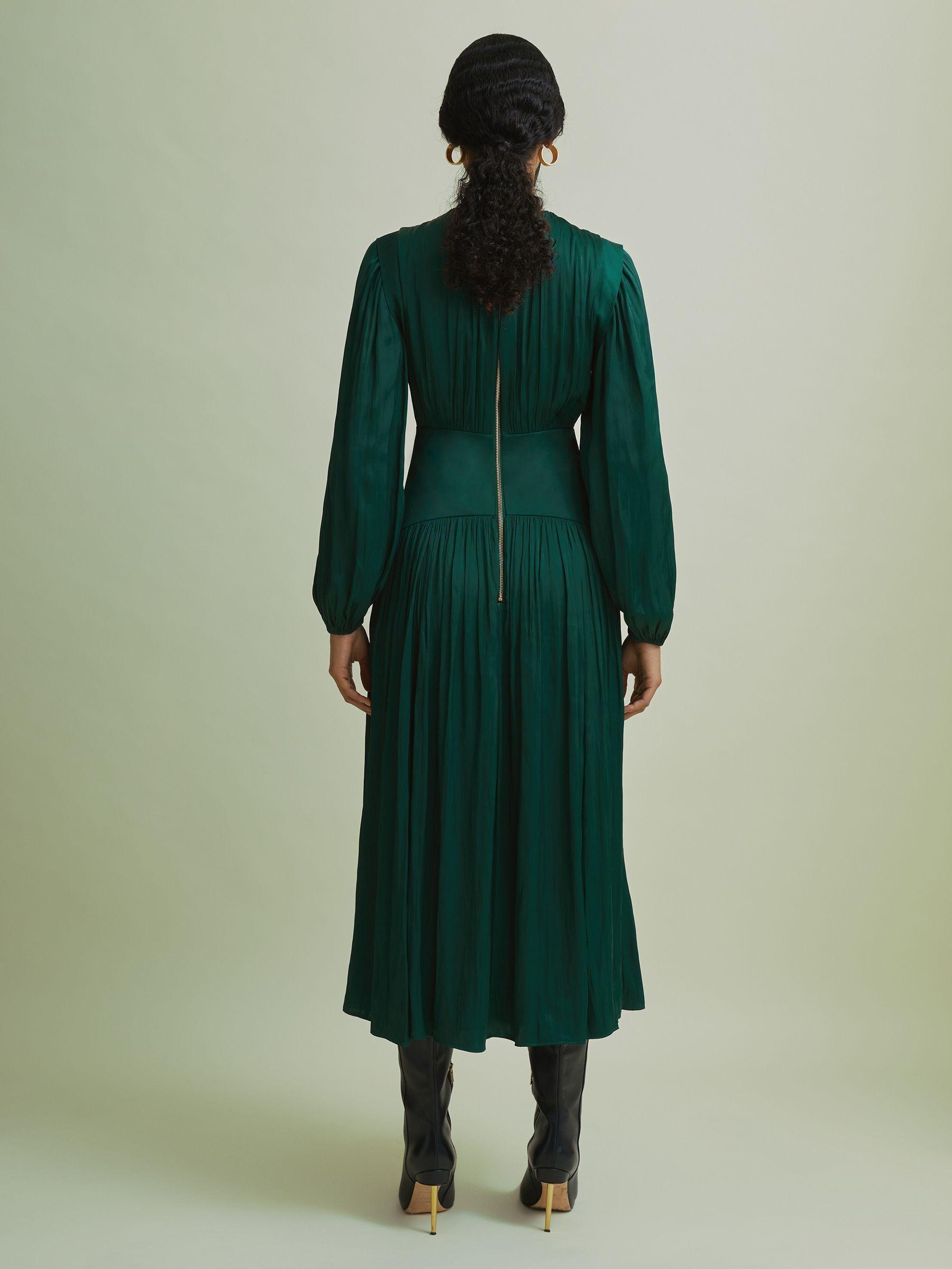 Florere Blouson Sleeve Midi Dress in Dark Green Product Image