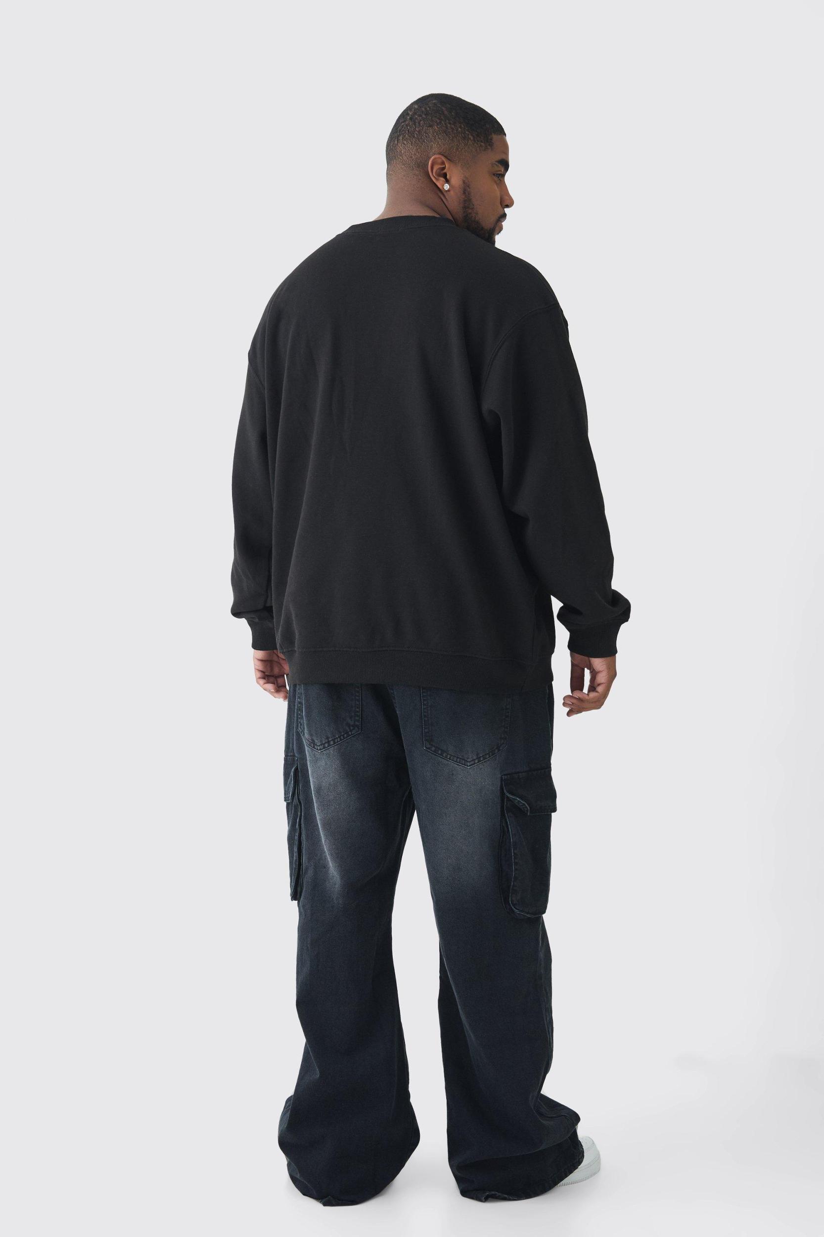 Plus Relaxed Rigid Flare Cargo Jeans | boohooMAN USA Product Image