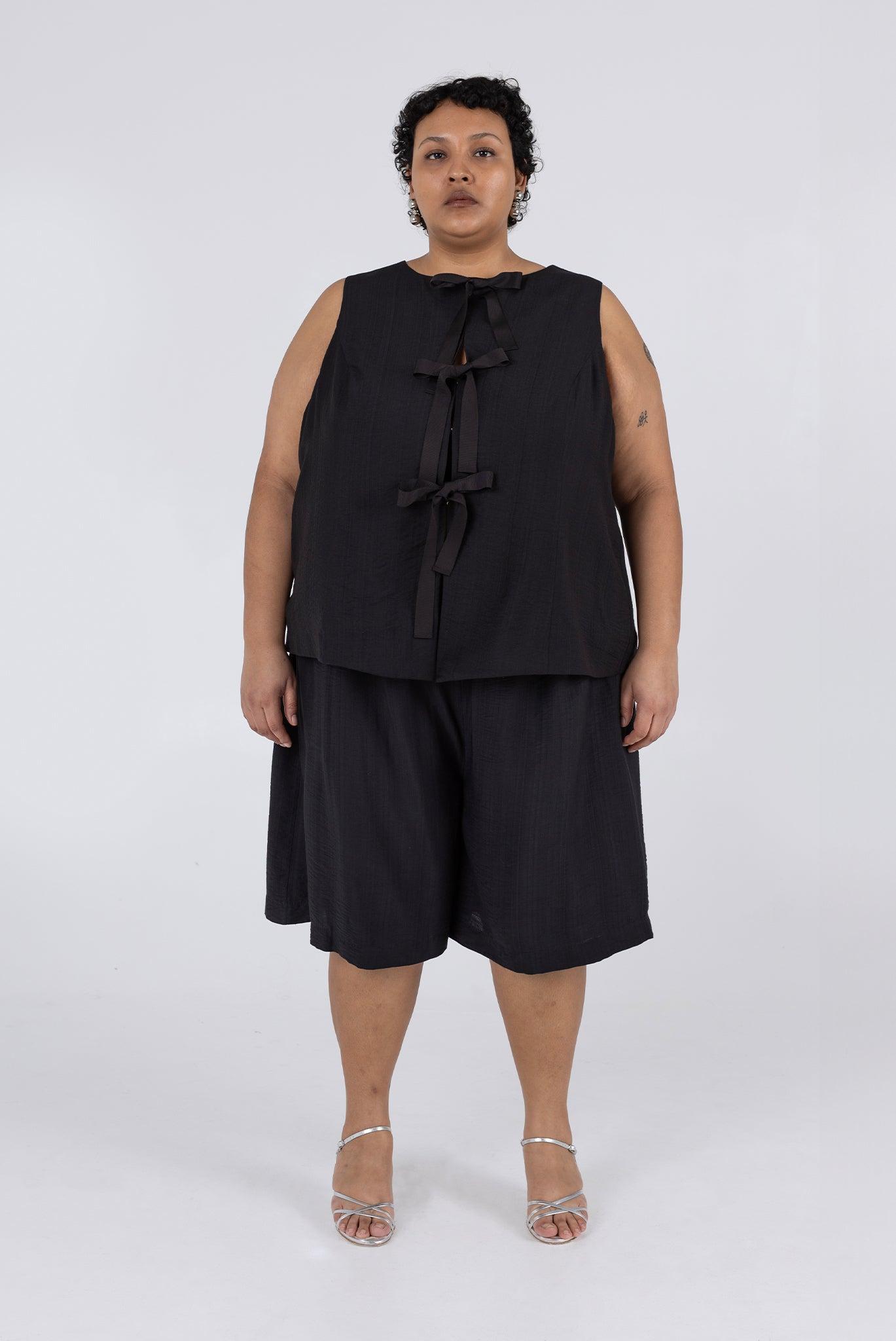 Sophie Short - Black Product Image