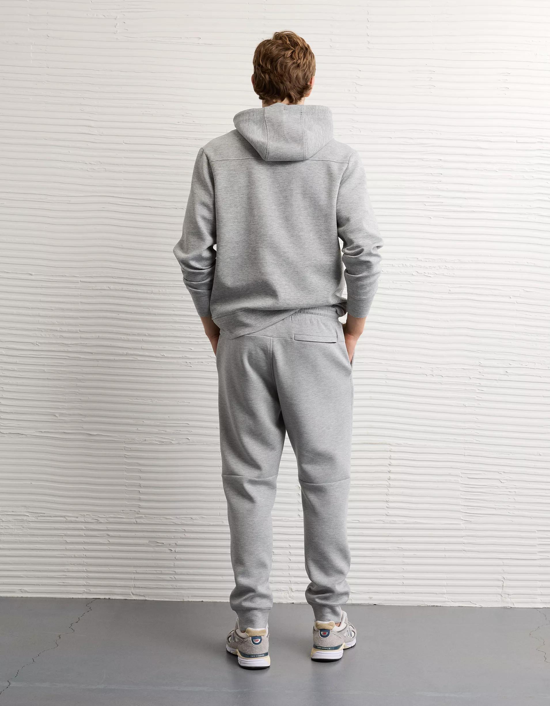 AE 24/7 Jogger Product Image