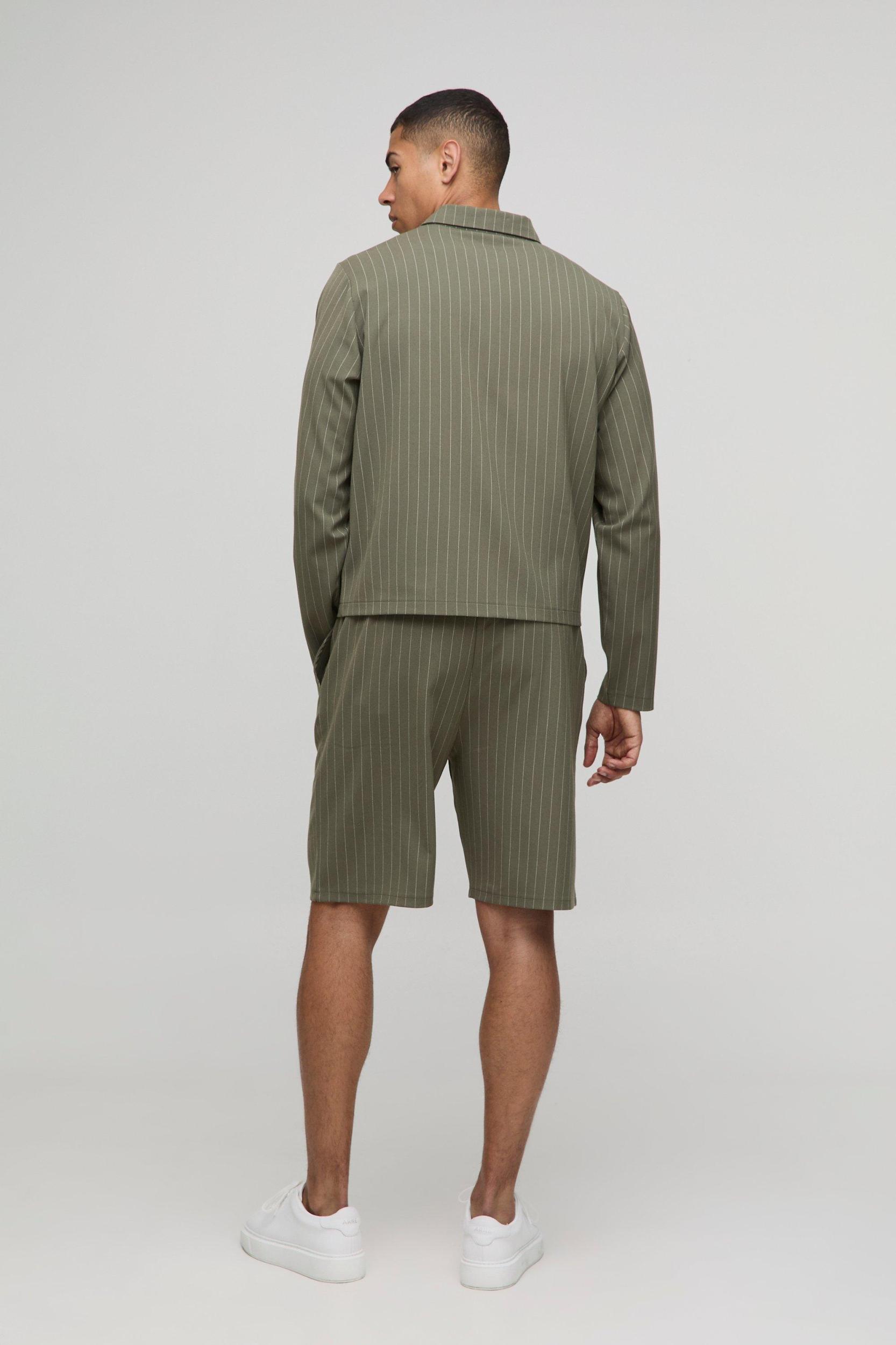 Relaxed Fit Striped Shorts | boohooMAN USA Product Image