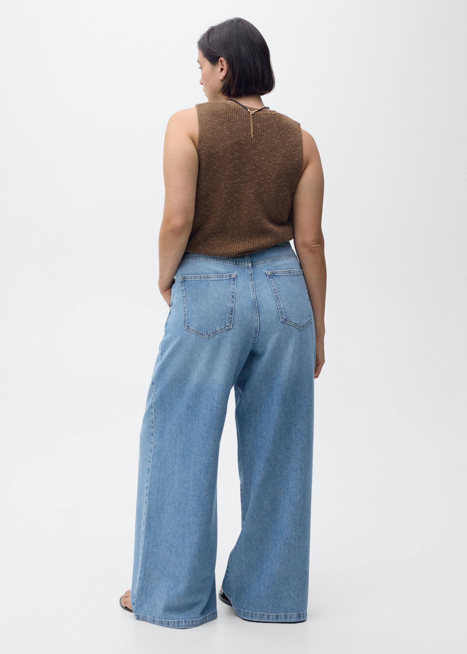 Wide-leg pleated jeans - Women | MANGO USA Product Image