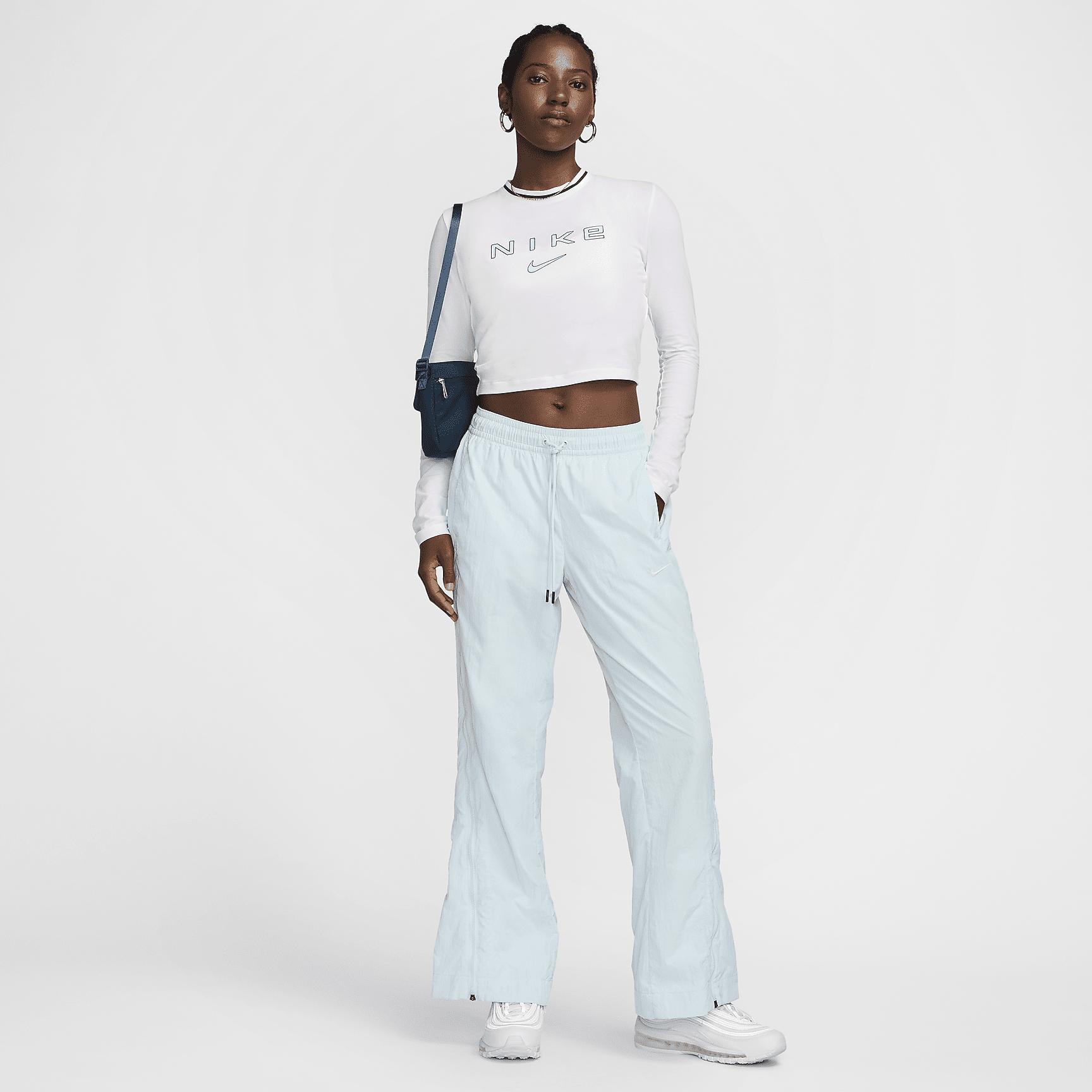 Nike Sportswear Chill Knit Women's Slim Long-Sleeve Cropped Graphic T-Shirt Product Image