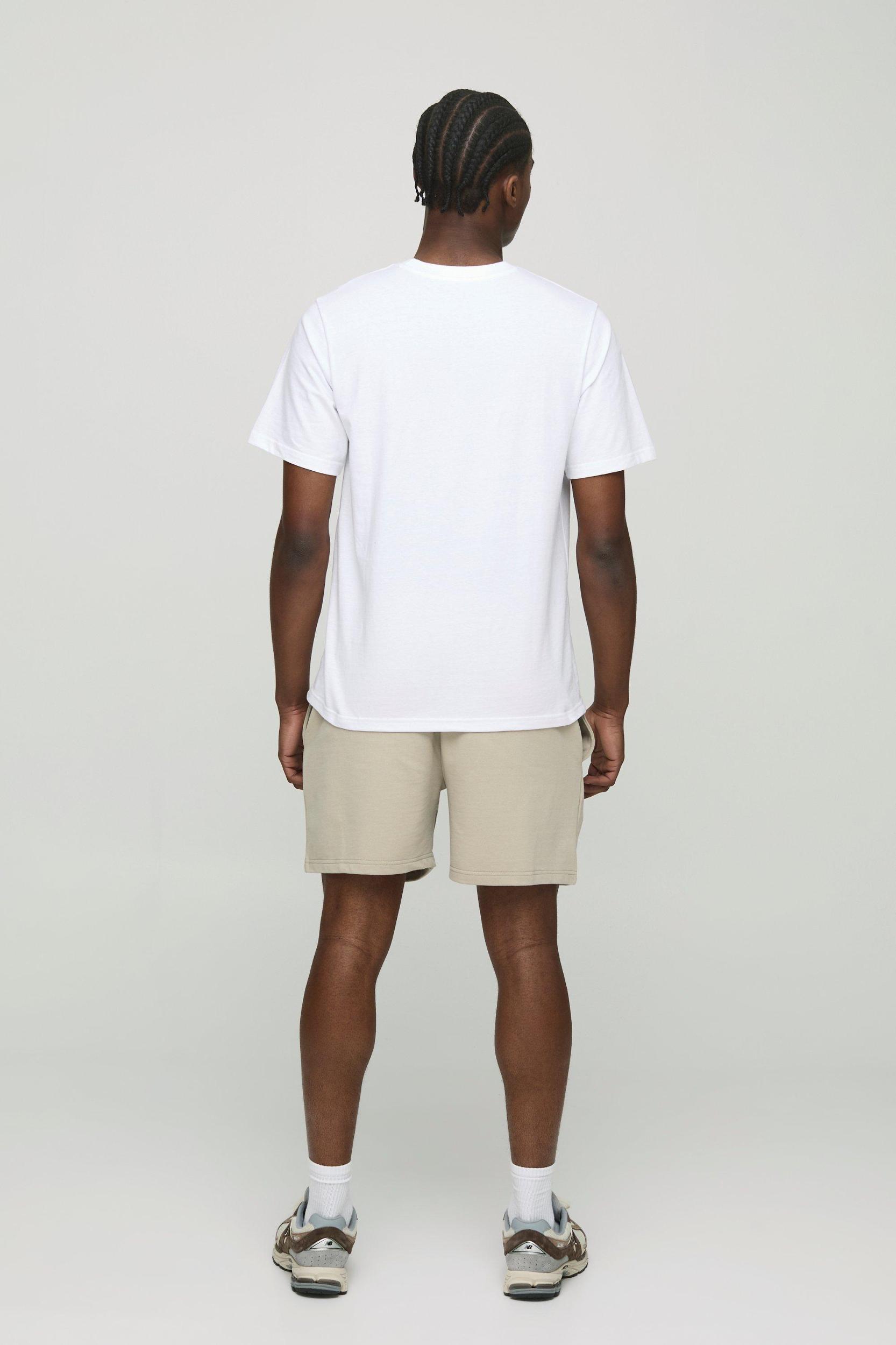 260GSM Loopback Basic Relaxed Fit Mid Length Shorts | boohooMAN USA Product Image