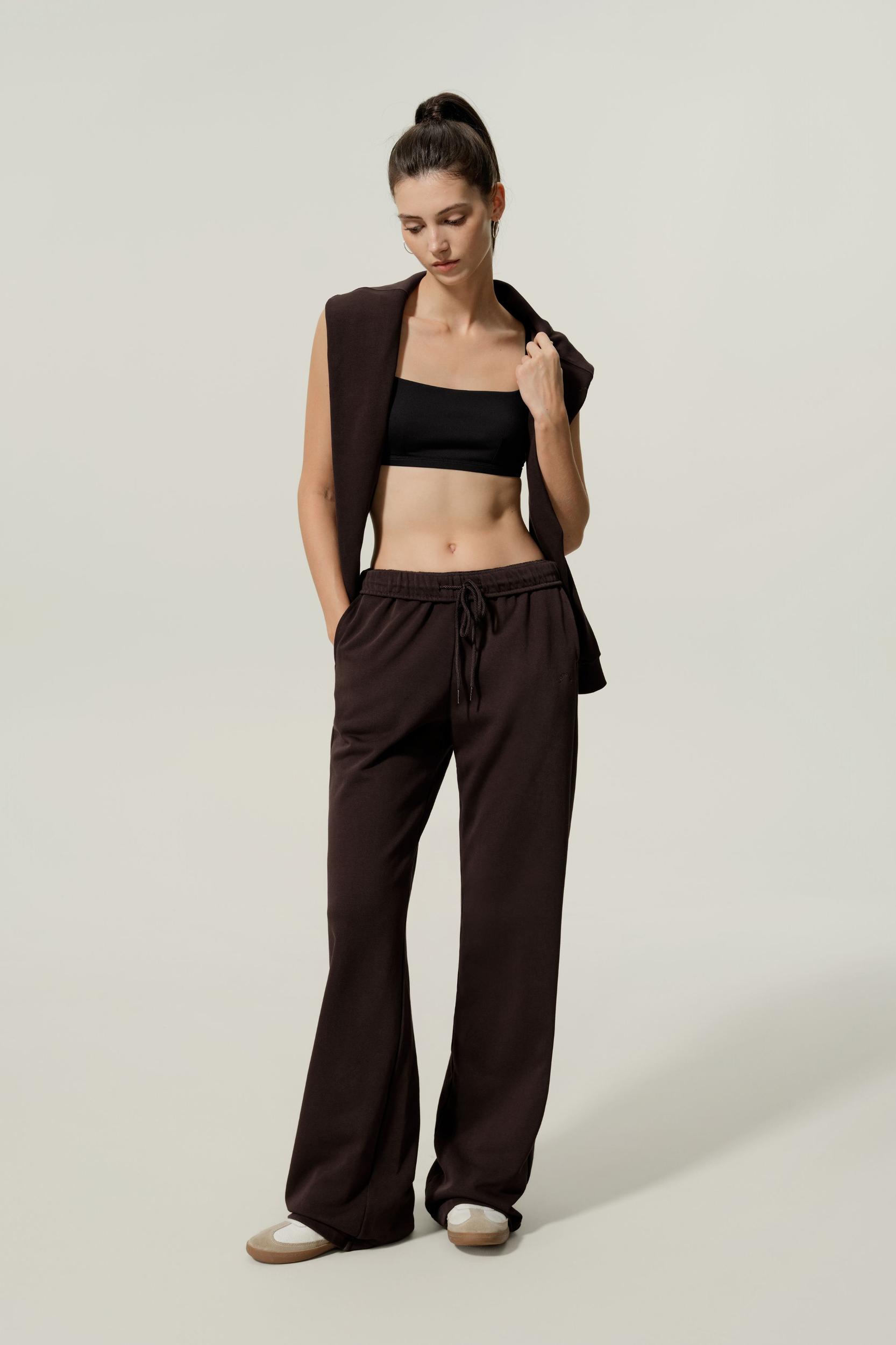 Seamflow Stride Sweatpants Product Image
