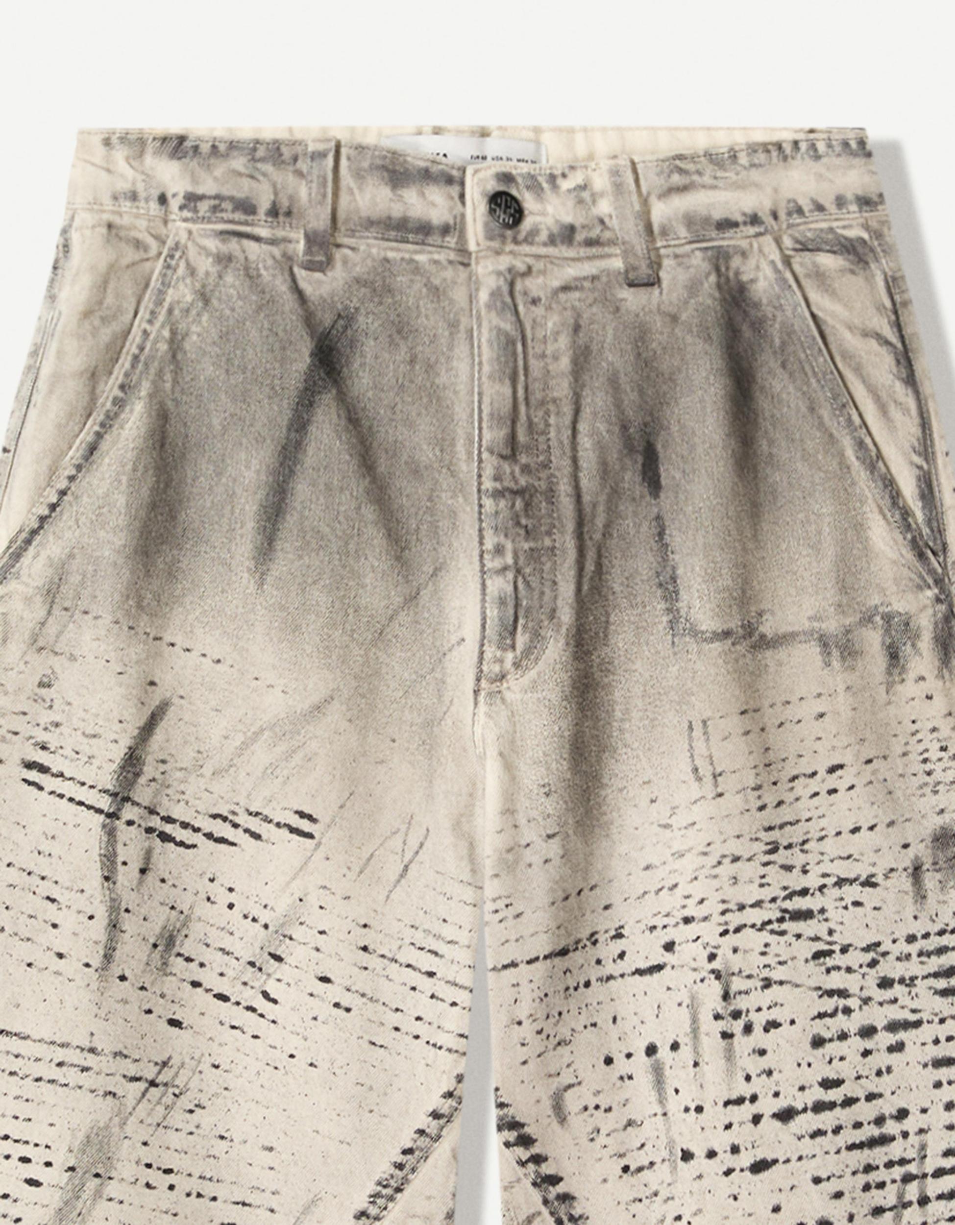 Skater Bermuda shorts Product Image