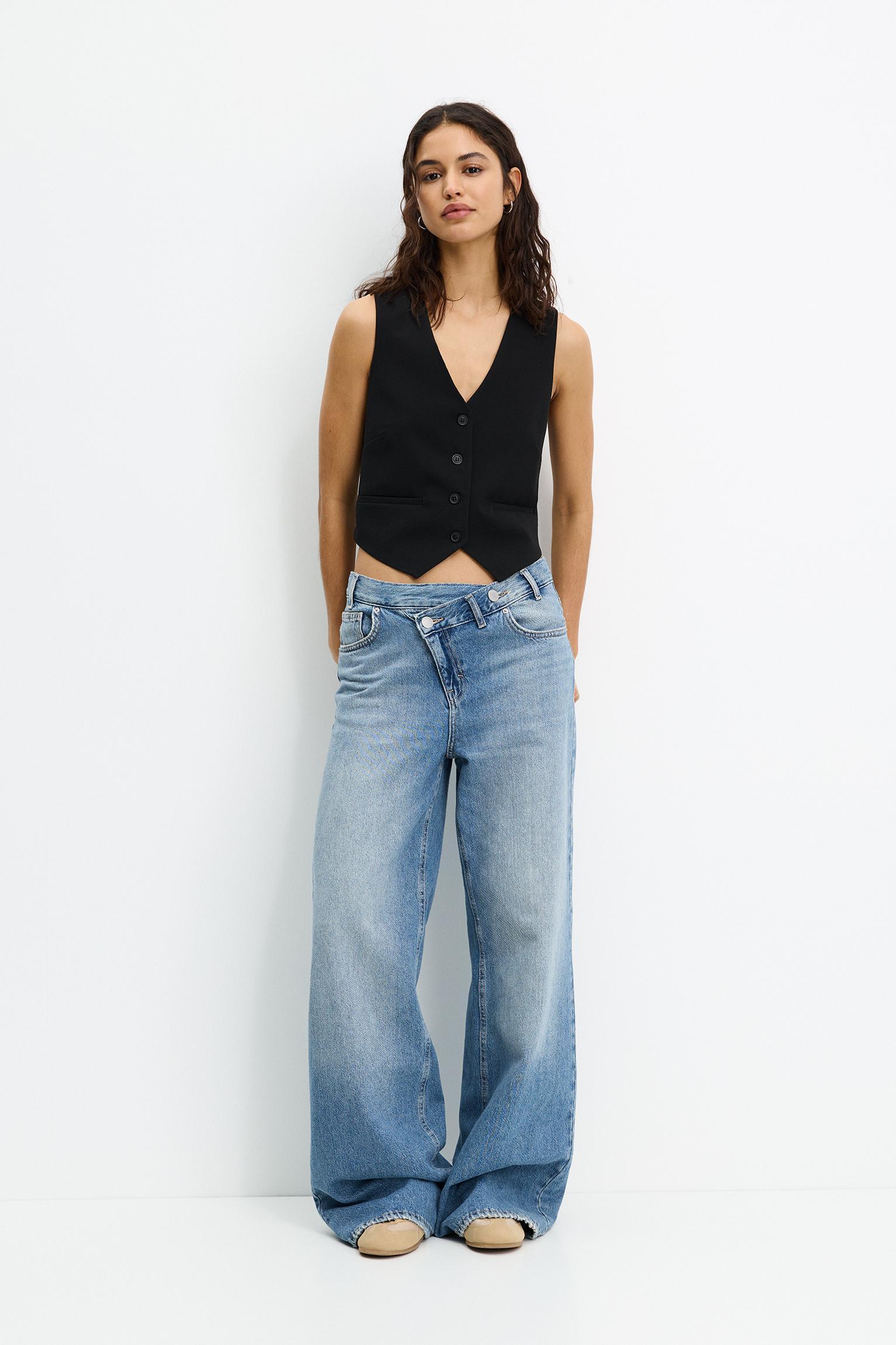 Button-up suit vest Product Image