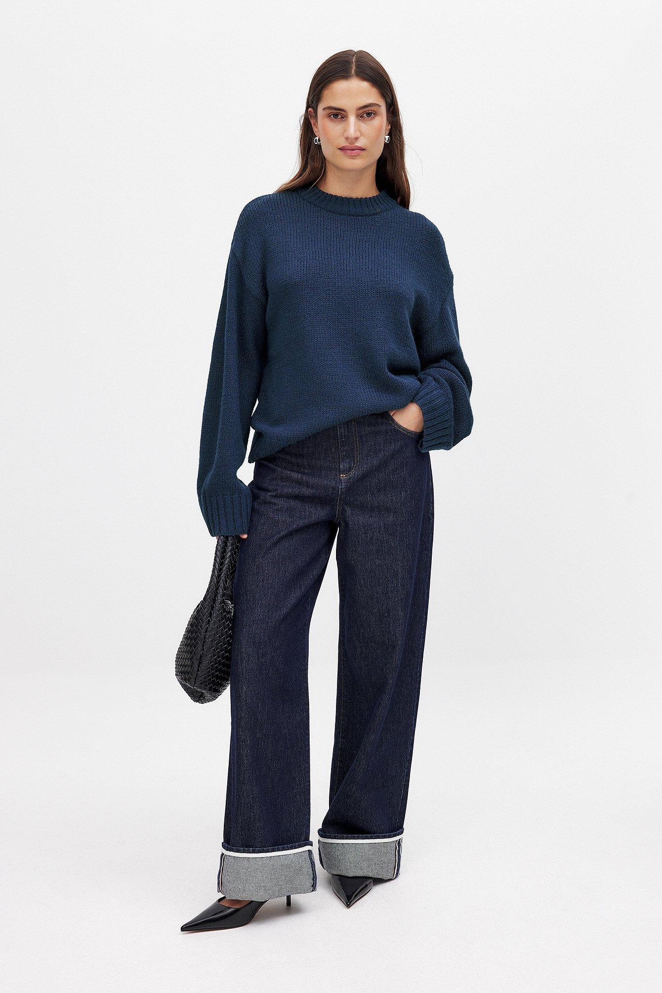 Round Neck Knitted Sweater Blue Product Image