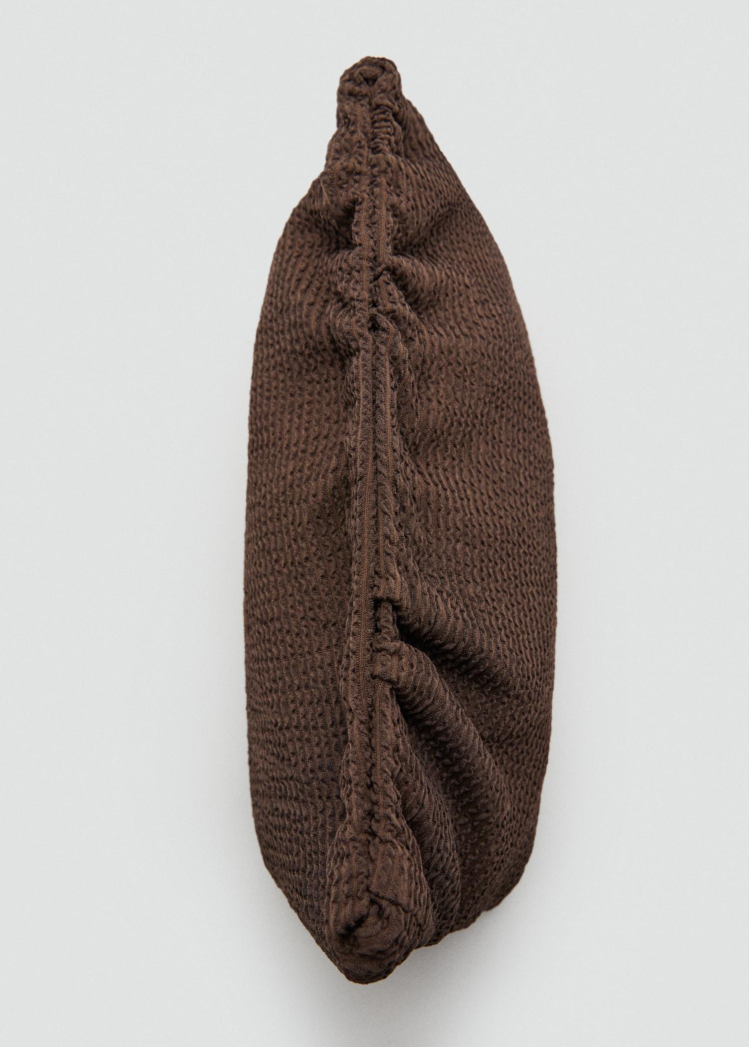 Ribbed toiletry bag - Women | MANGO USA Product Image