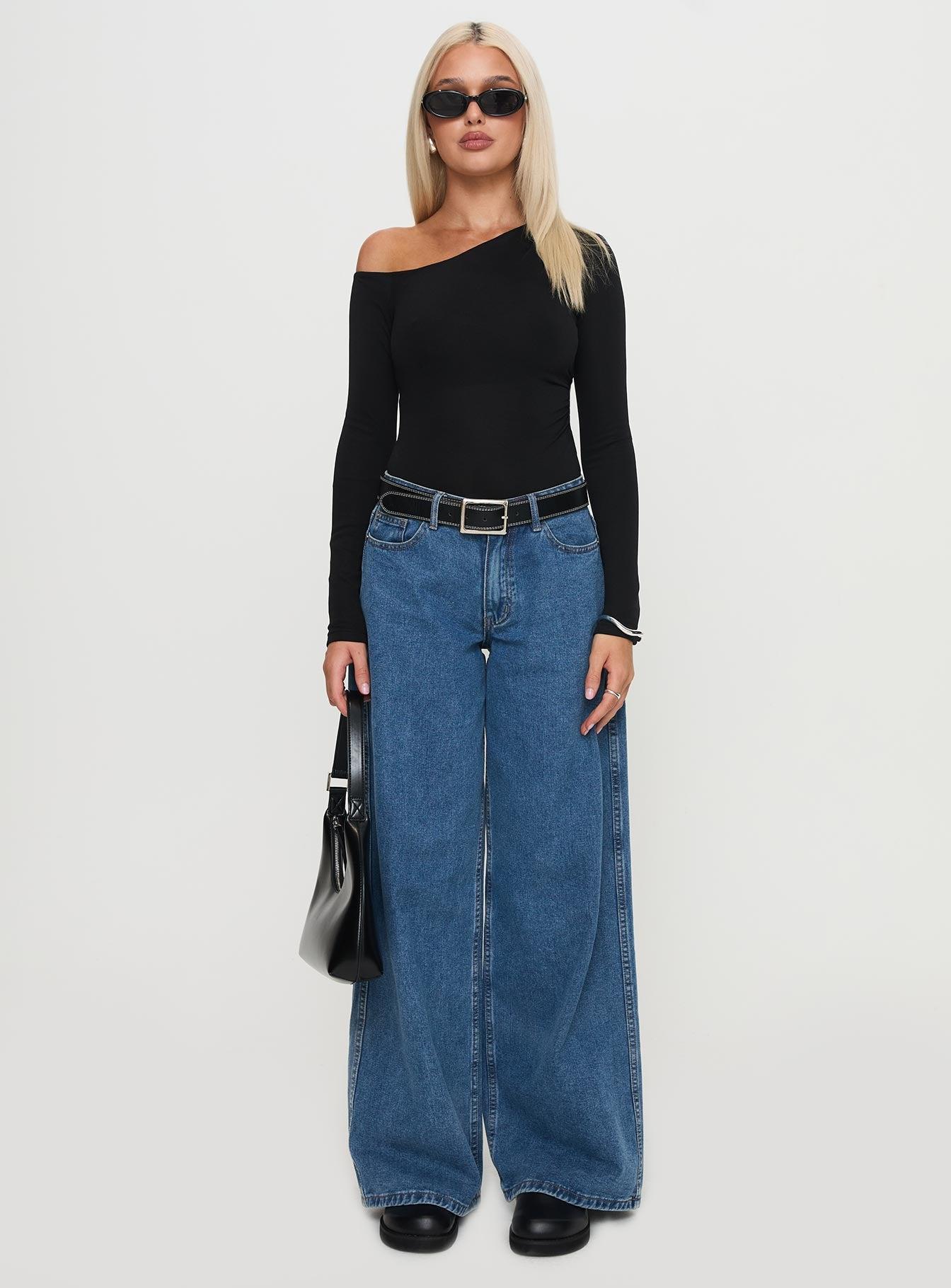 Miyako Long Sleeve Bodysuit Black Product Image