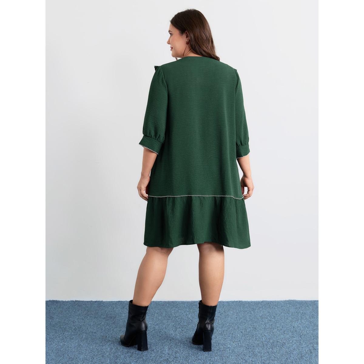 Plus Size Ruffled Neck Tiered Button Knee-Length Dress DarkGreen Women Leisure Contrast Flat collar with V-notch Elbow-length sleeve Curvy BloomChic 28/5X Product Image