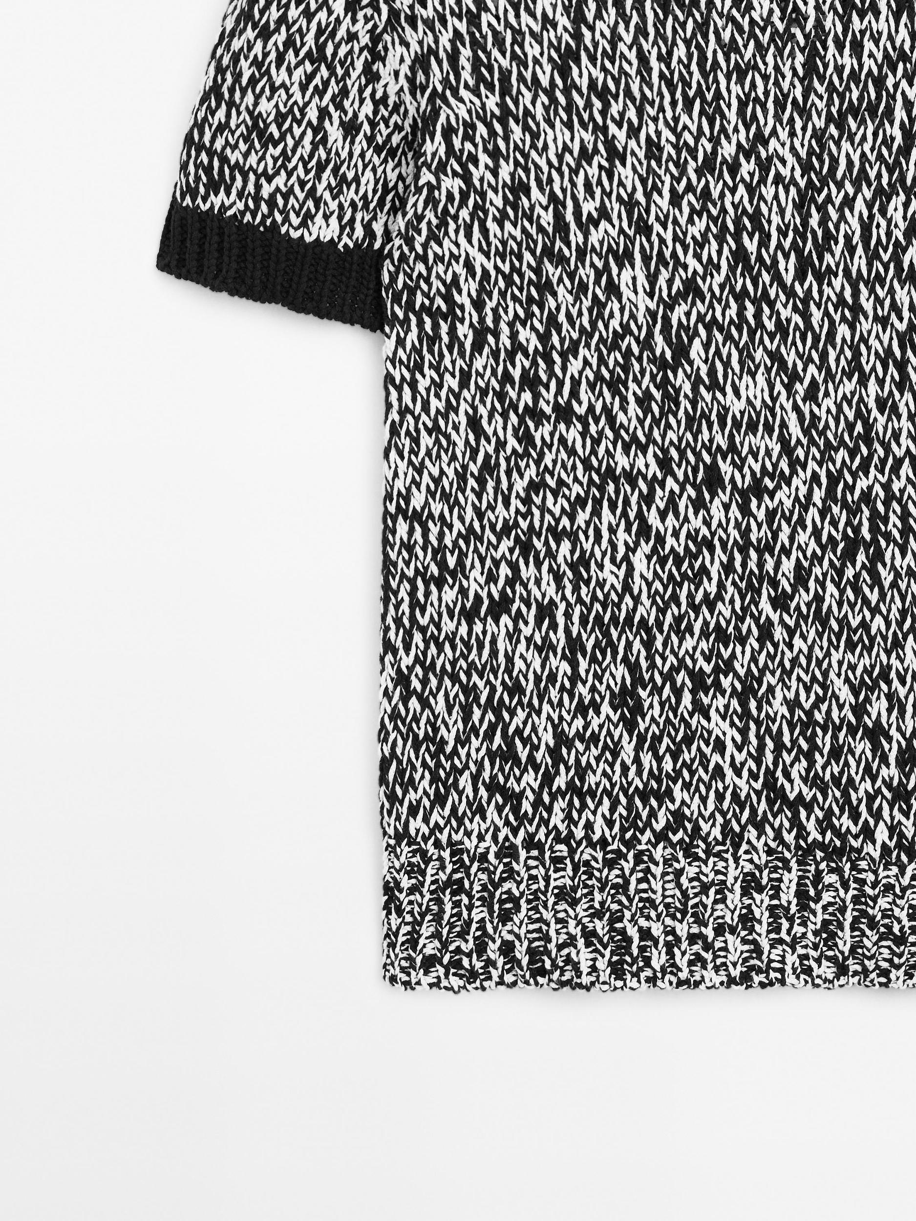 Short sleeve knit sweater Product Image