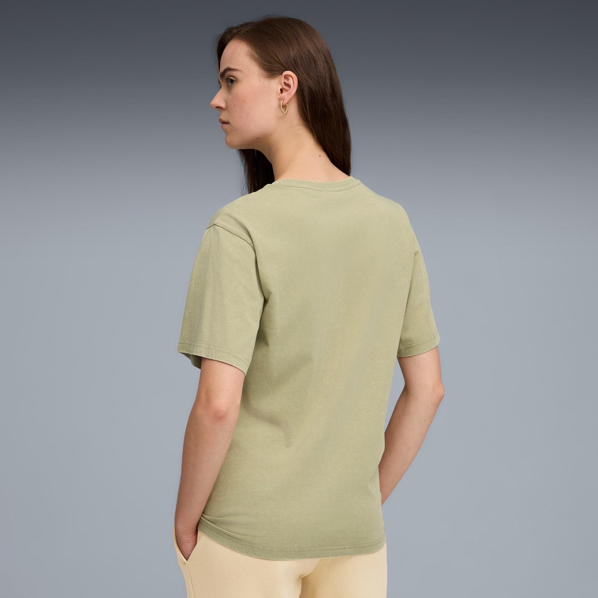 ESS ELEVATED Wash Tee Women Product Image