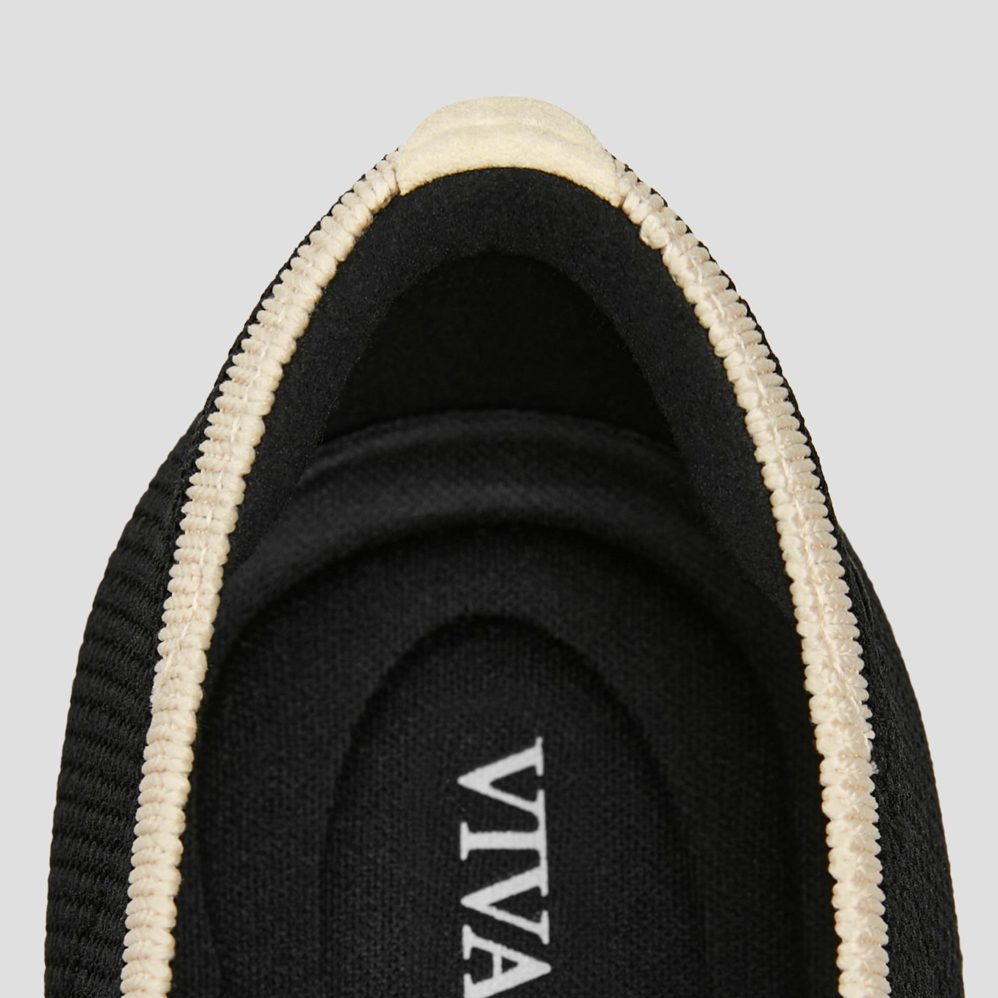 Almond-Toe Mary-Jane (Tamia Mary-Jane) Product Image