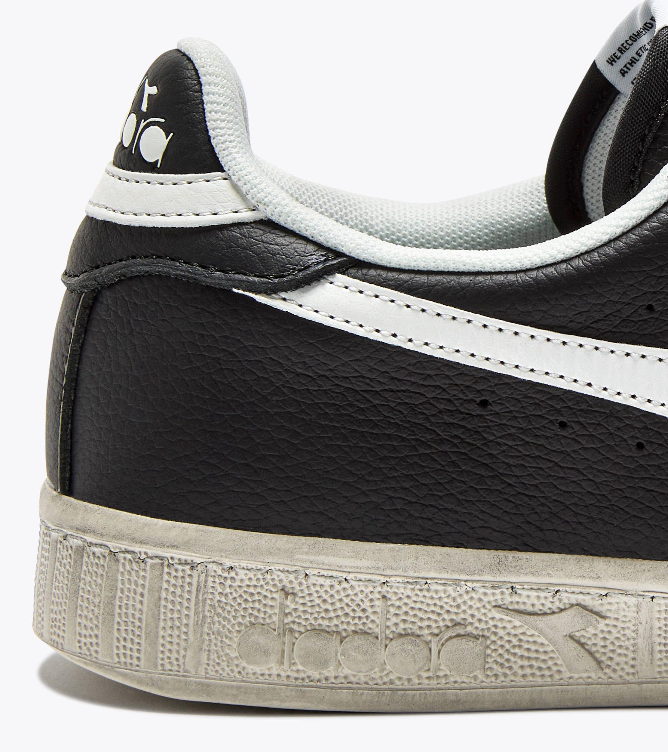 GAME L LOW WAXED Product Image