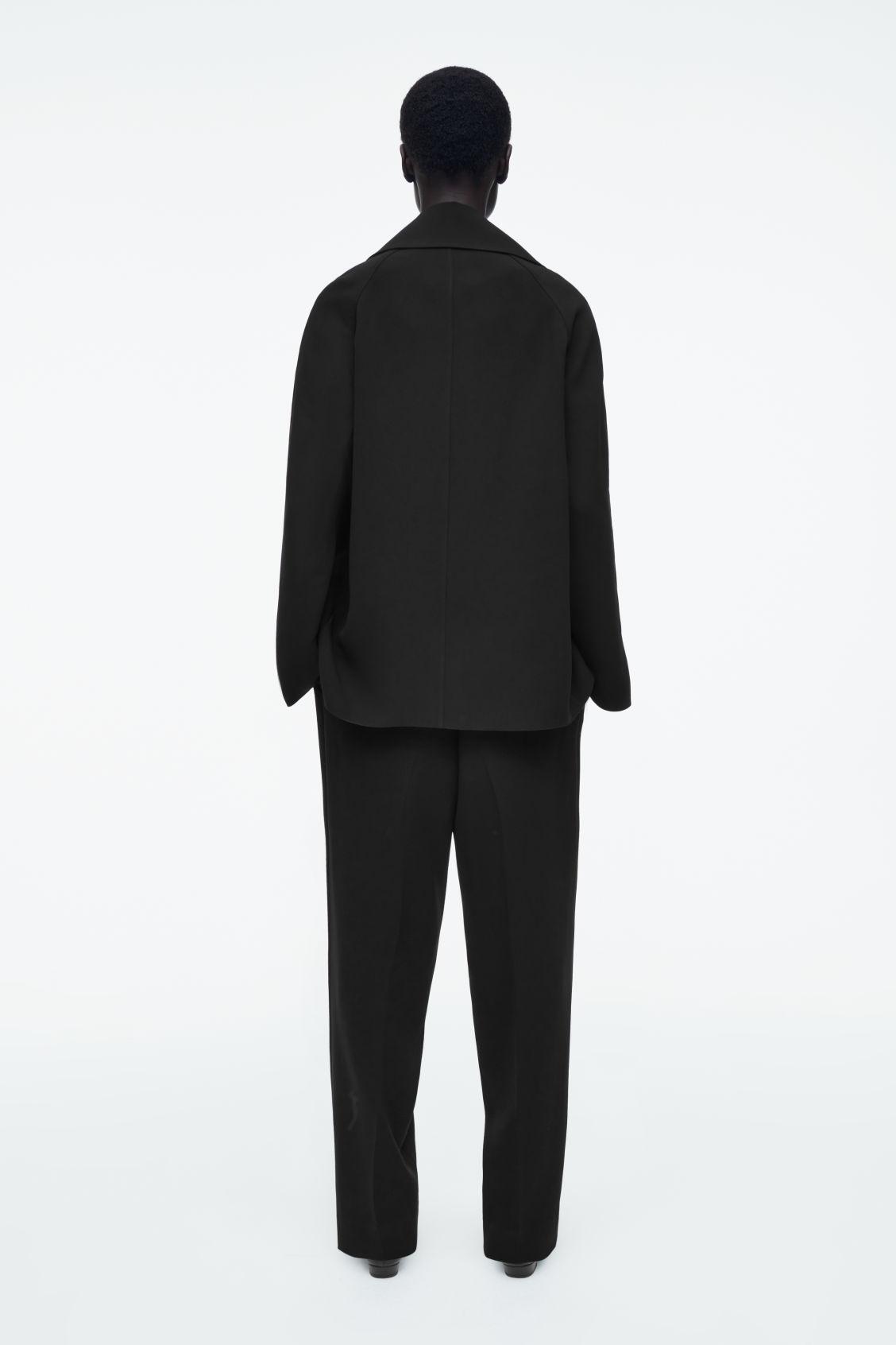 FLUID CREPE BLAZER Product Image