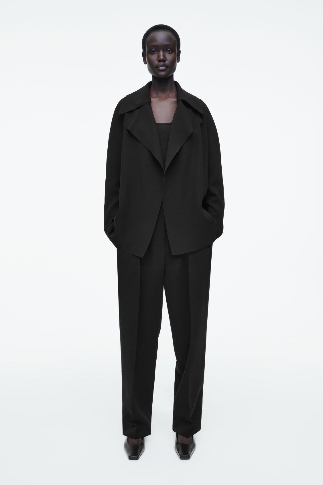 FLUID CREPE BLAZER Product Image