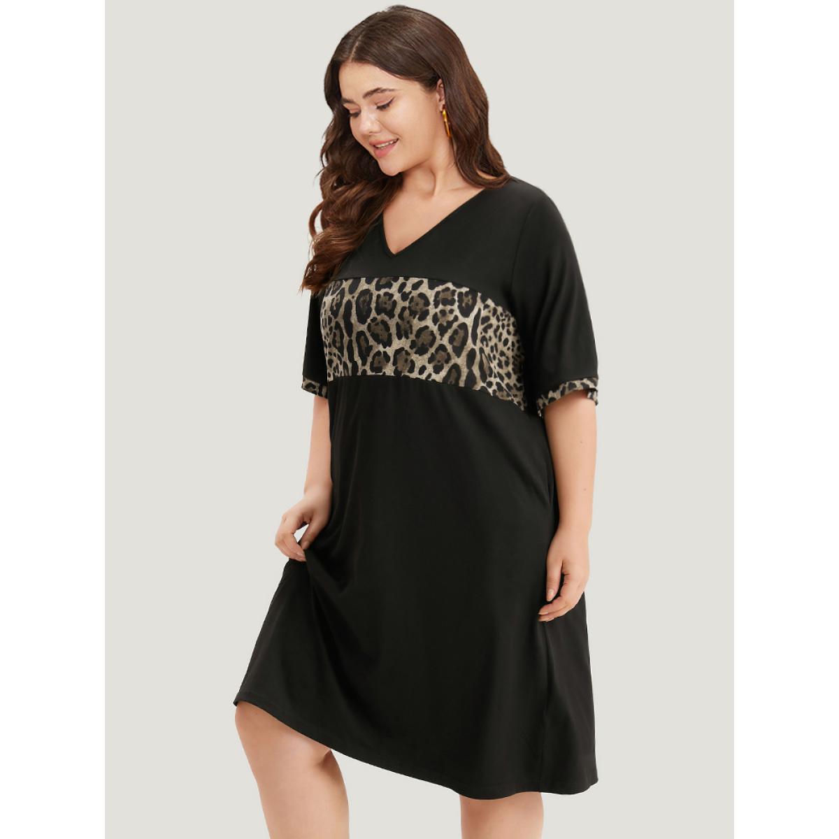 Plus Size Supersoft Essentials Leopard Print Patchwork Pocket V Neck Dress Black Women Casual Plain V-neck Short sleeve Curvy Midi Dress BloomChic 14-16/1X Product Image