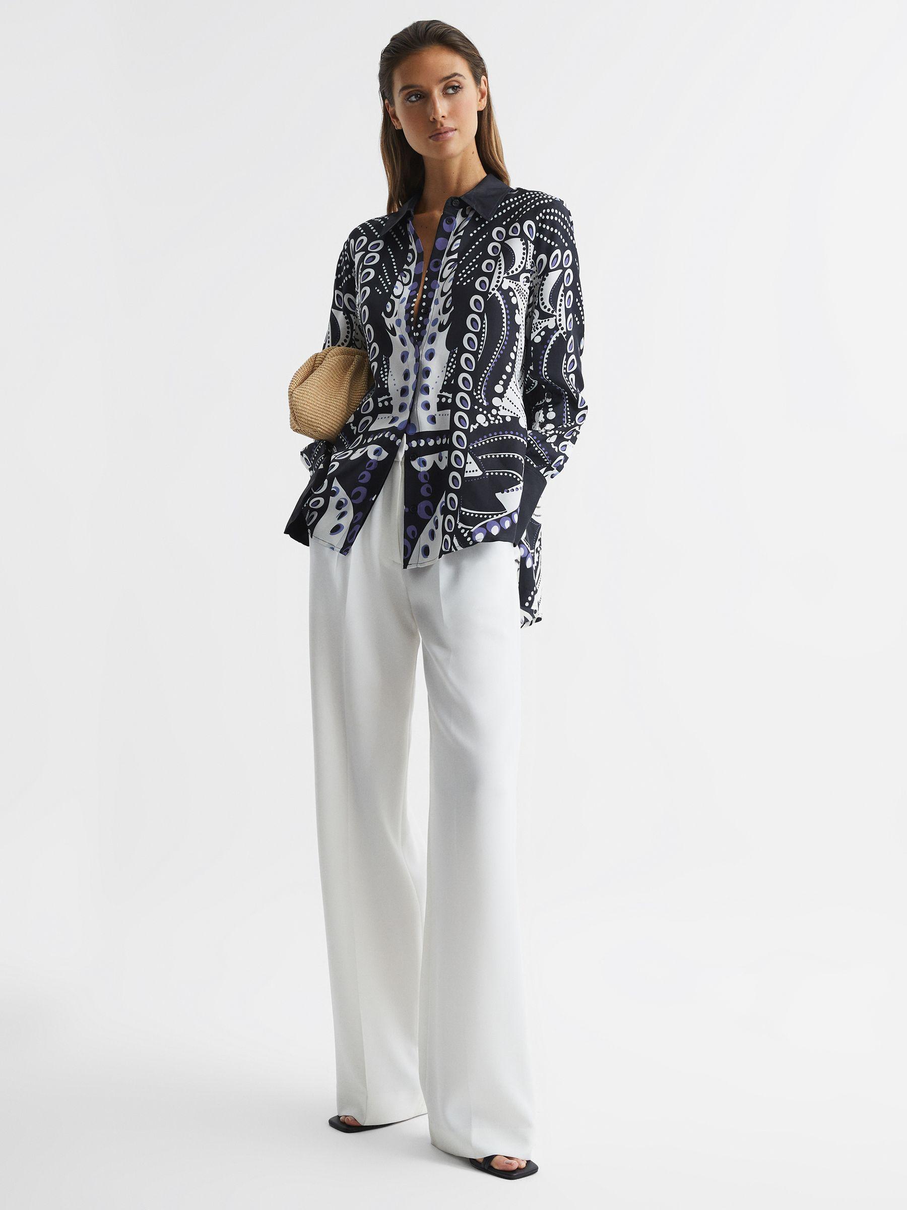 Scarf Printed Shirt in Navy/White Product Image