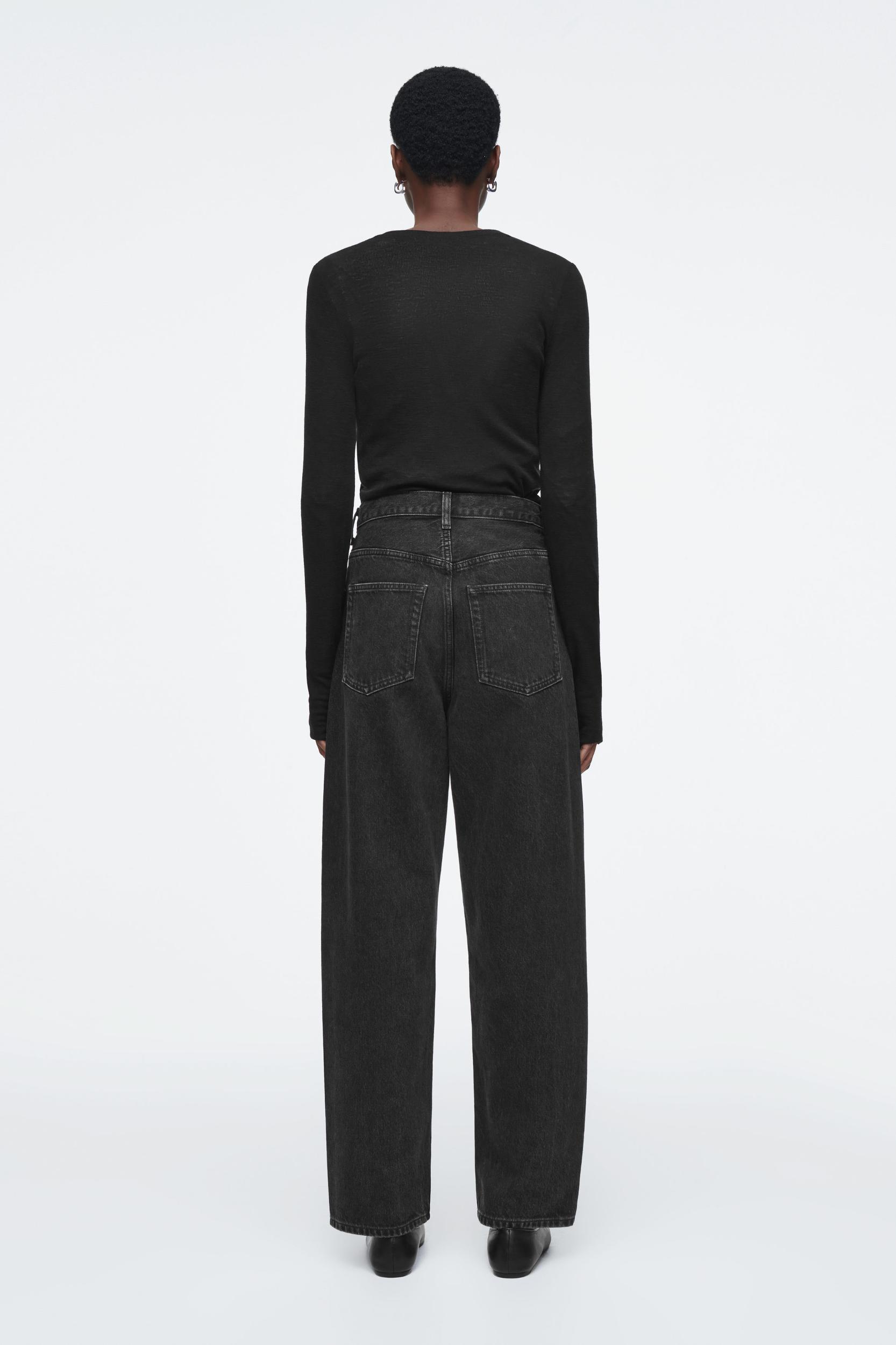 BAY BARREL-LEG JEANS Product Image