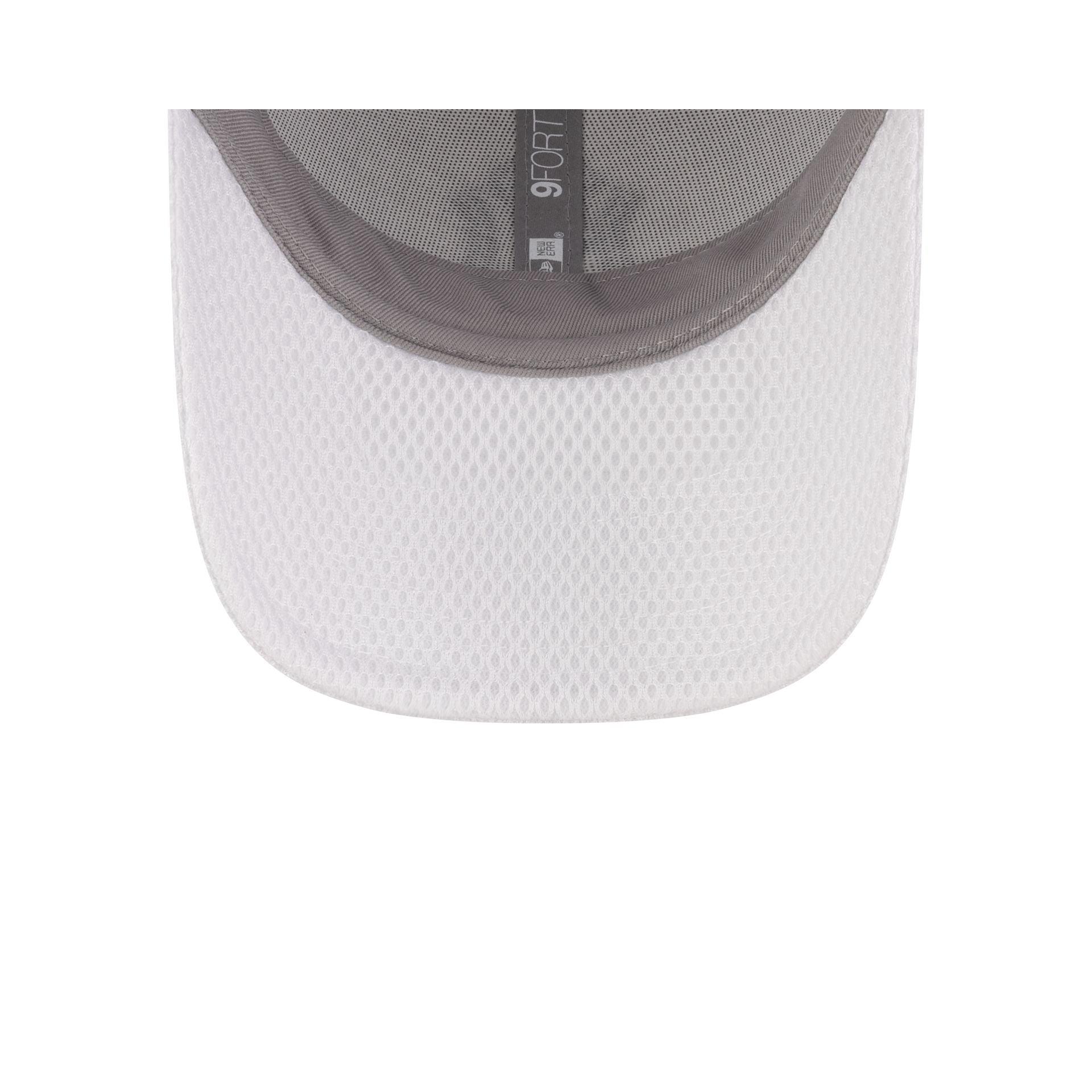 New York Yankees Air Mesh White 9FORTY Strapback Hat Male Product Image