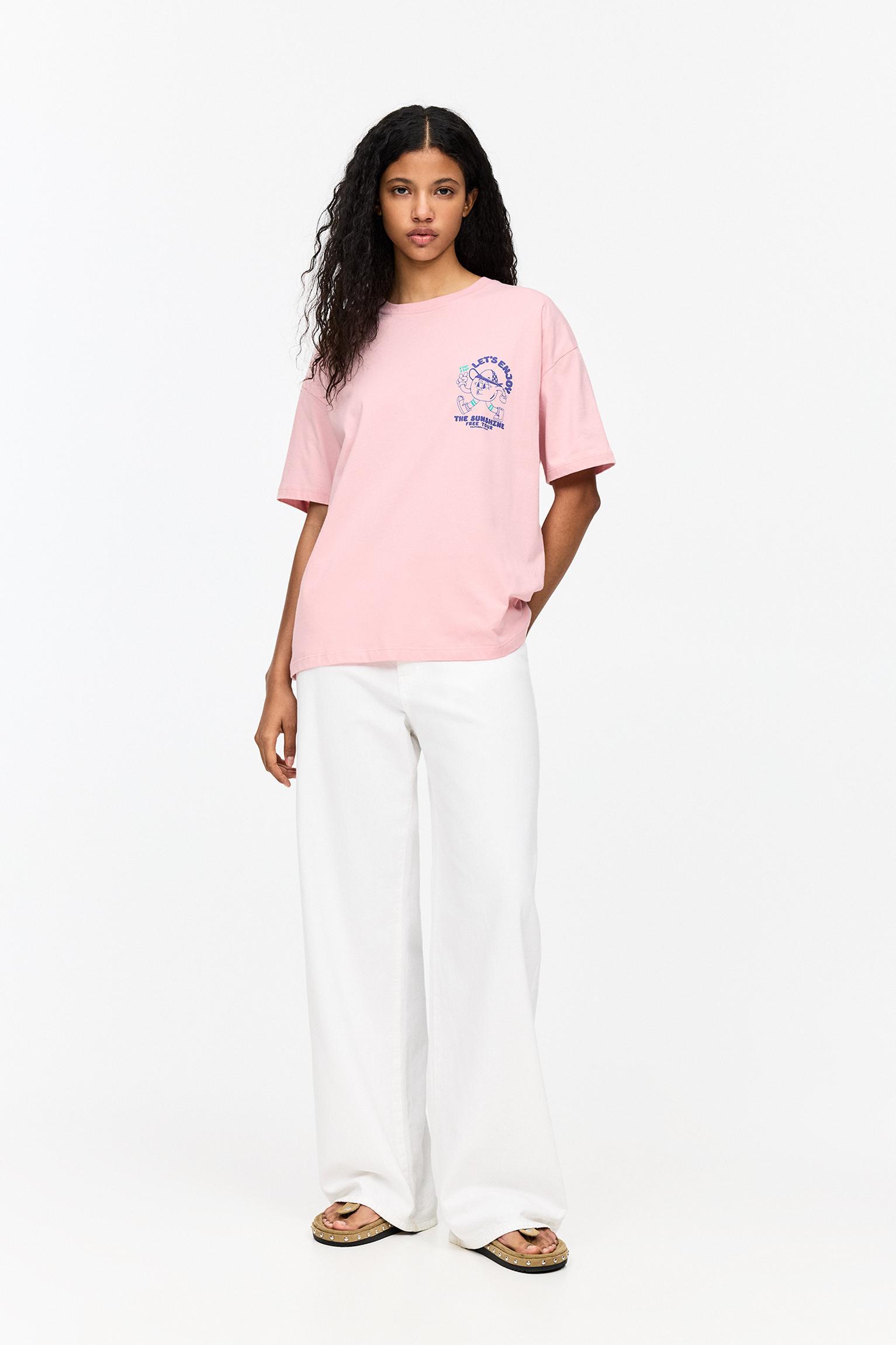 Pink T-shirt with sunshine graphic Product Image