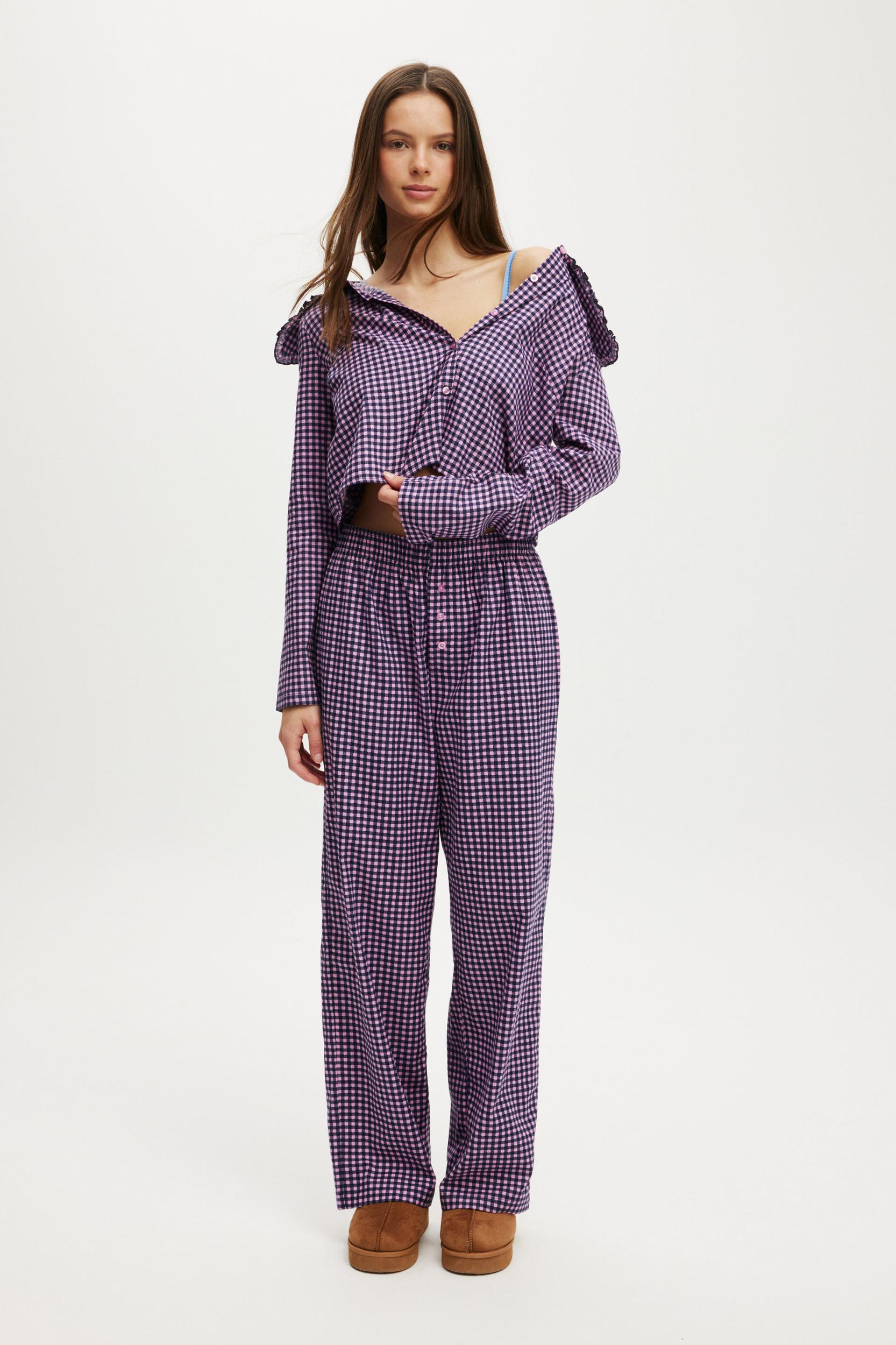 Peached Woven Boyfriend Pant Product Image