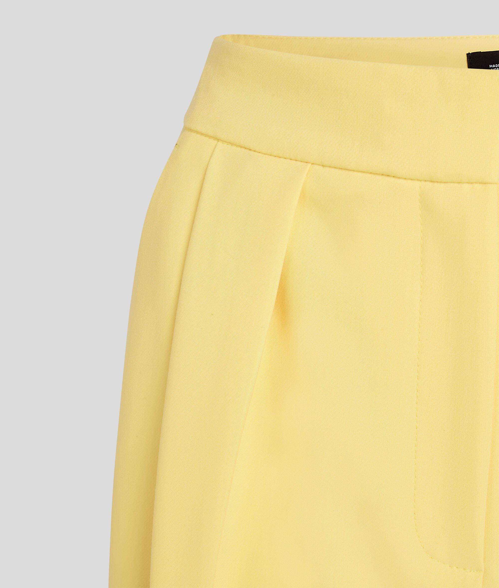 TAILORED WIDE-LEG PANTS Product Image