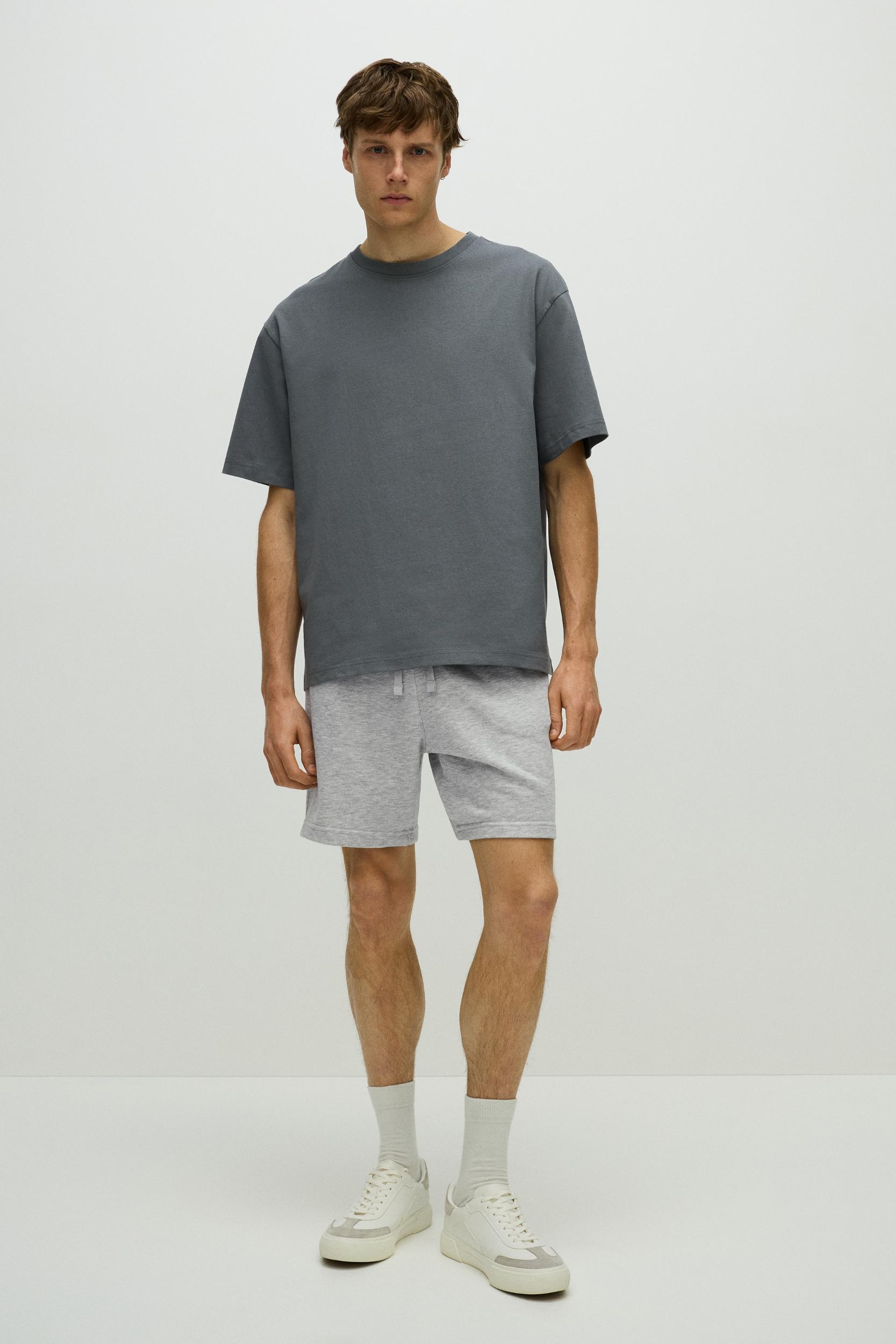Regular Fit Sweatshorts Product Image