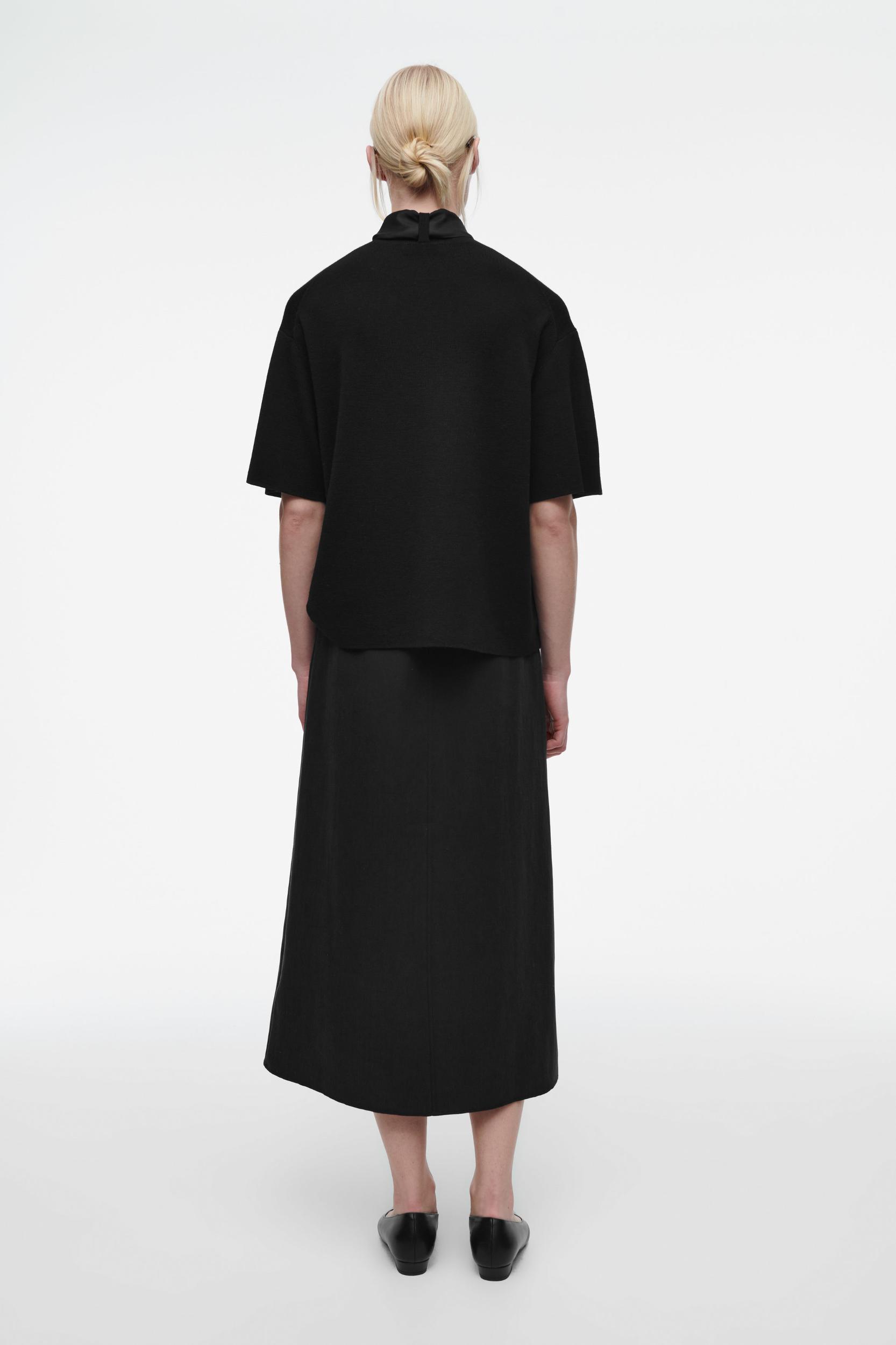 SCARF-DETAIL MERINO WOOL T-SHIRT Product Image