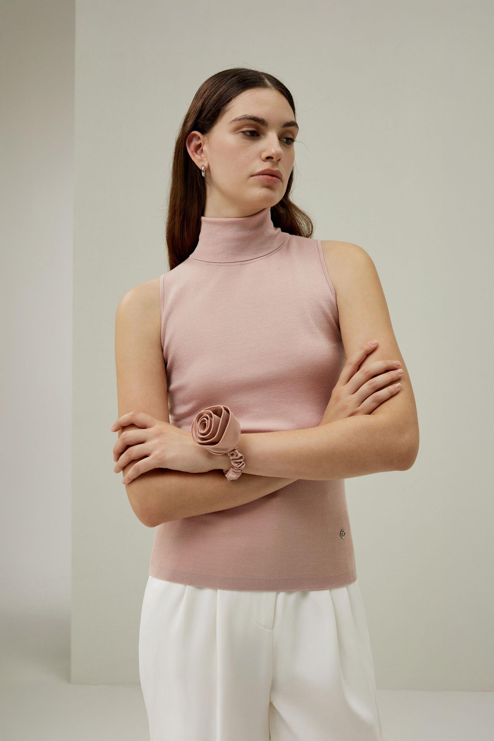 Rosette Silk Hair Scrunchie Product Image