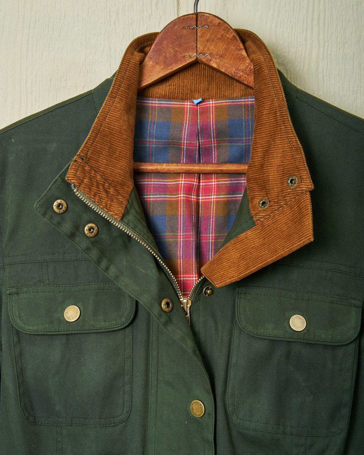 Women’s Aberdeen Jacket in Olive Waxed Canvas Product Image