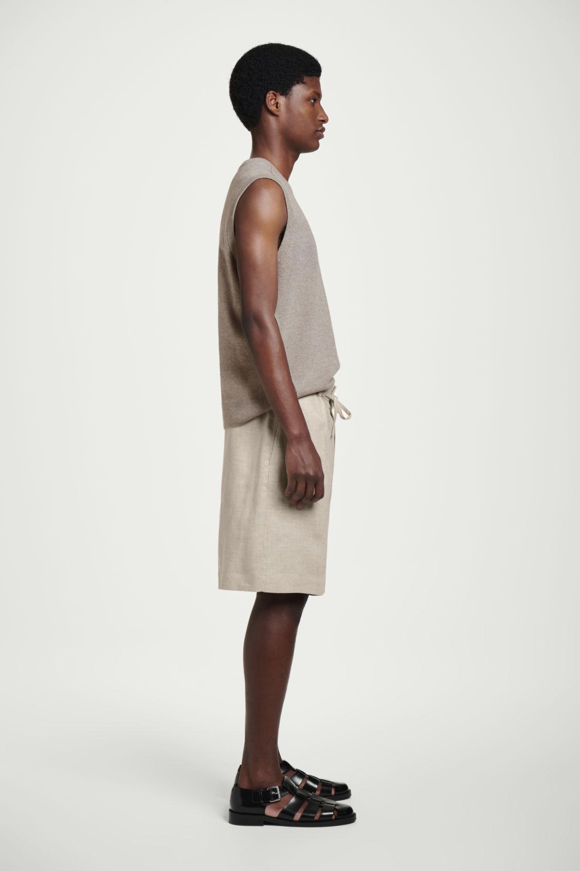 TAILORED DRAWSTRING LINEN SHORTS Product Image