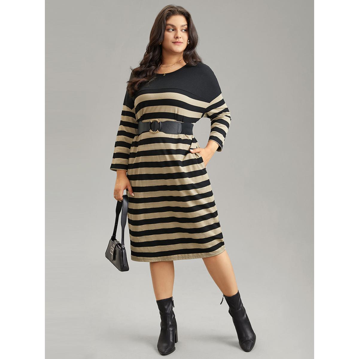 Plus Size Contrast Striped Pocket Knit Dress Black Women Casual Contrast Round Neck Long Sleeve Curvy Midi Dress BloomChic 28/5X Product Image