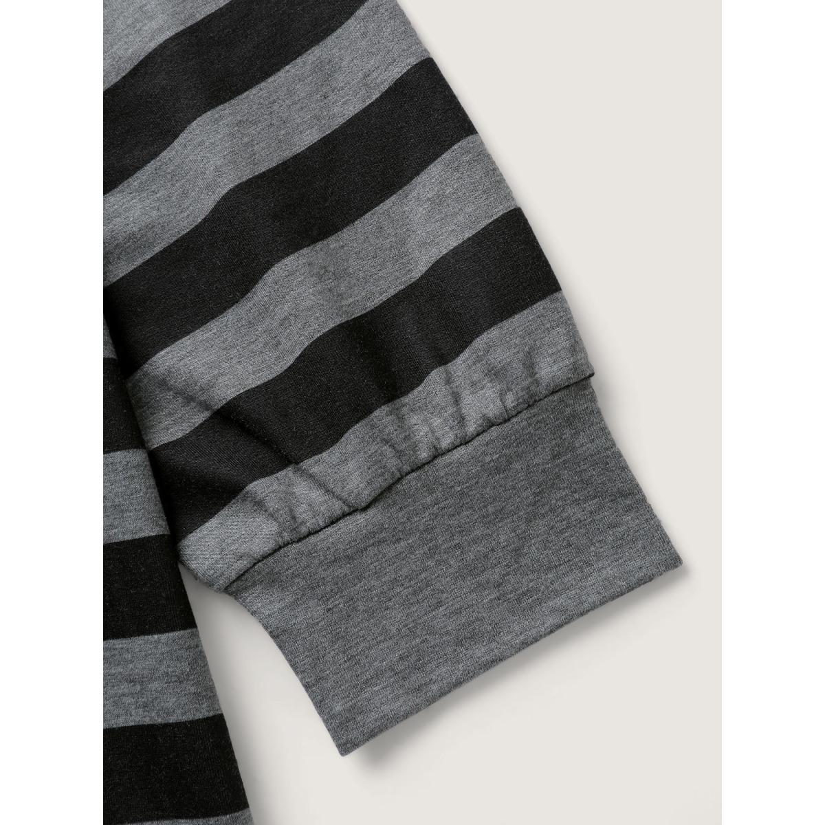 Plus Size Skull Stripe Print Crewneck Sweatshirt Women DimGray Leisure Non Round Neck Casual Sweatshirts BloomChic 22-24/3X Product Image