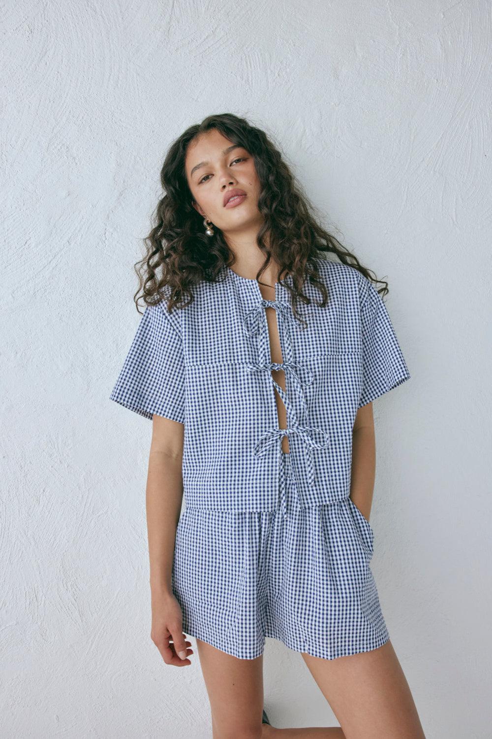 The Sea & I Shorts Navy Product Image