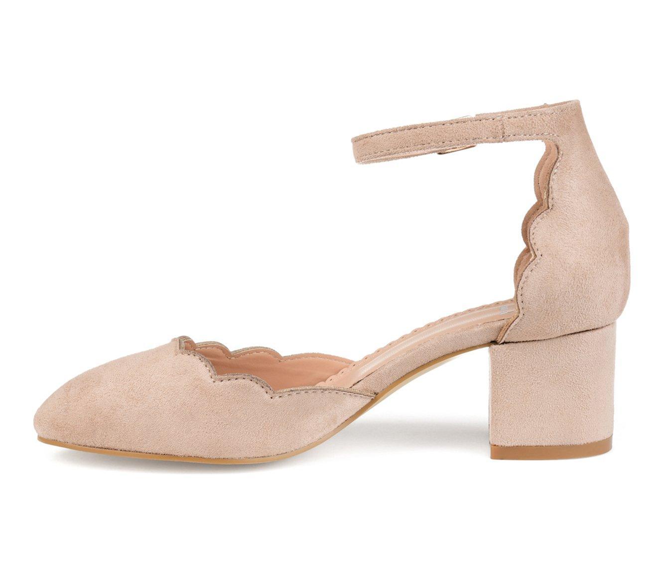 Women's Journee Collection Edna Pumps Product Image