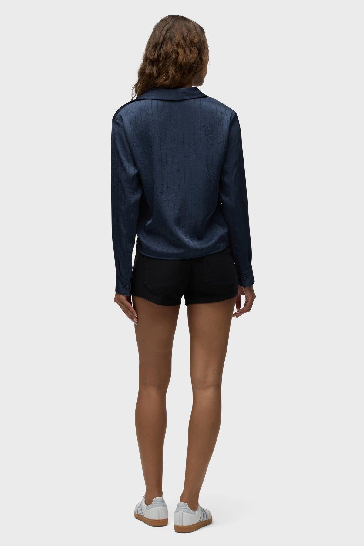 Mid-Rise Patch Pocket Short Female Product Image