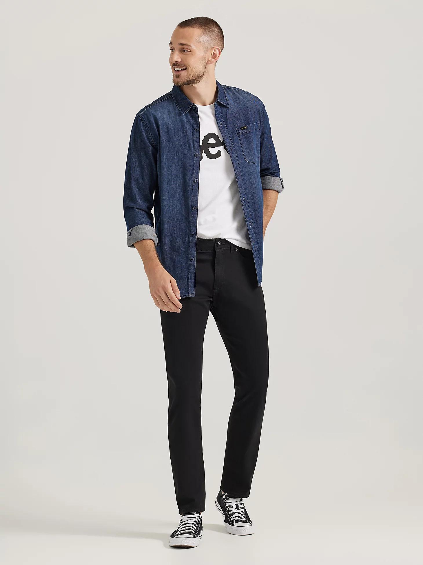 Men's Extreme Motion Slim Straight Jean | Lee® Product Image