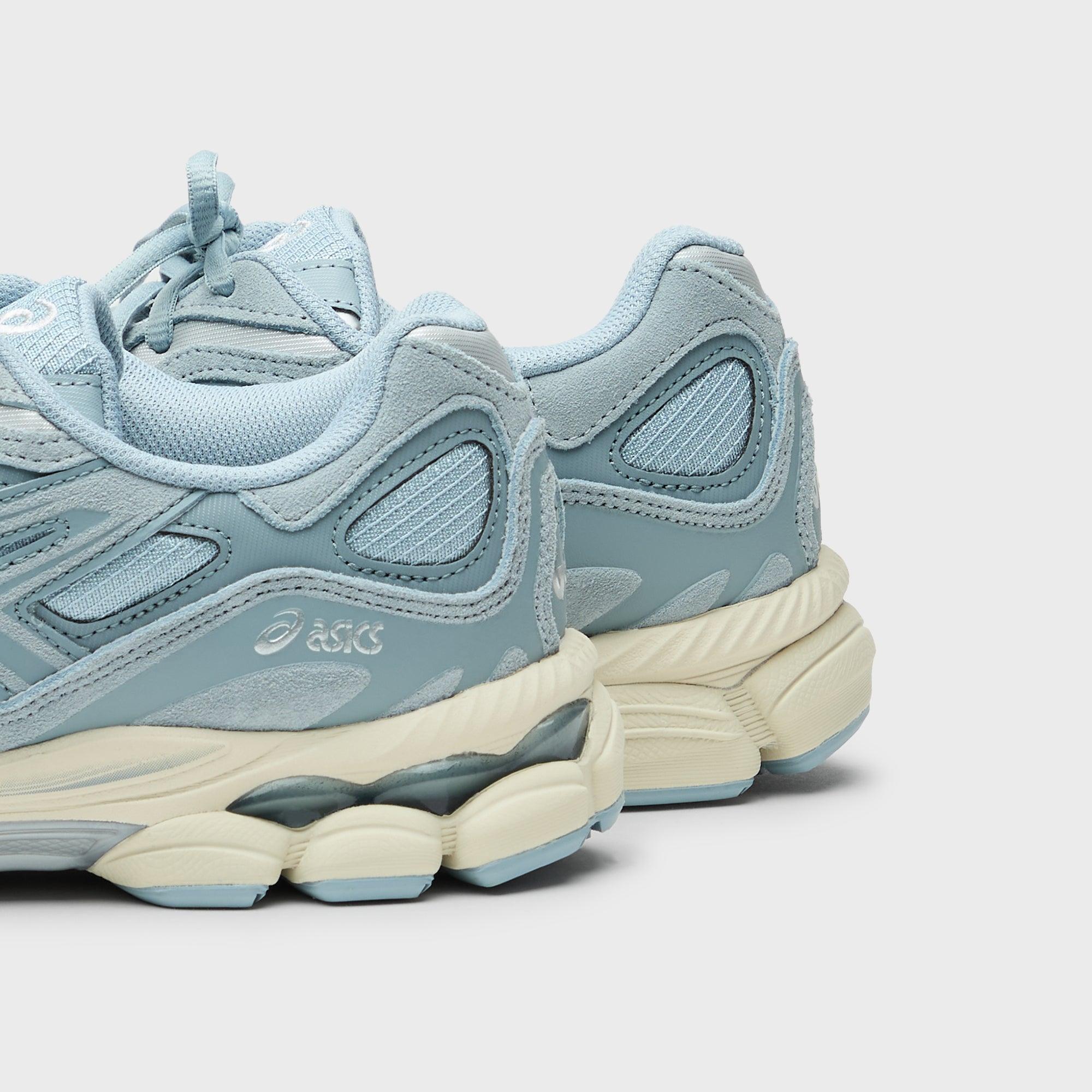 HOKA Clifton 10 - White Female Product Image