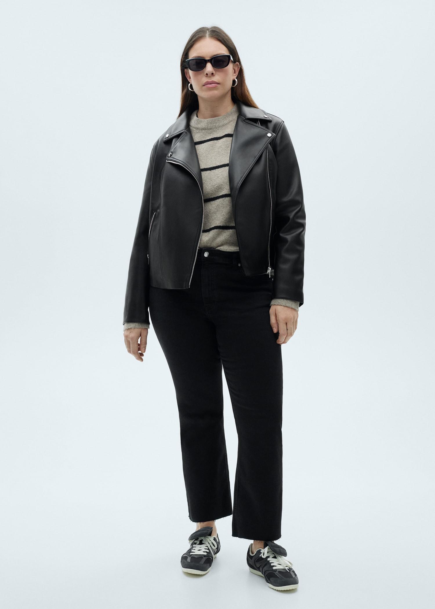 Sienna flared cropped jeans - Women | MANGO USA Product Image