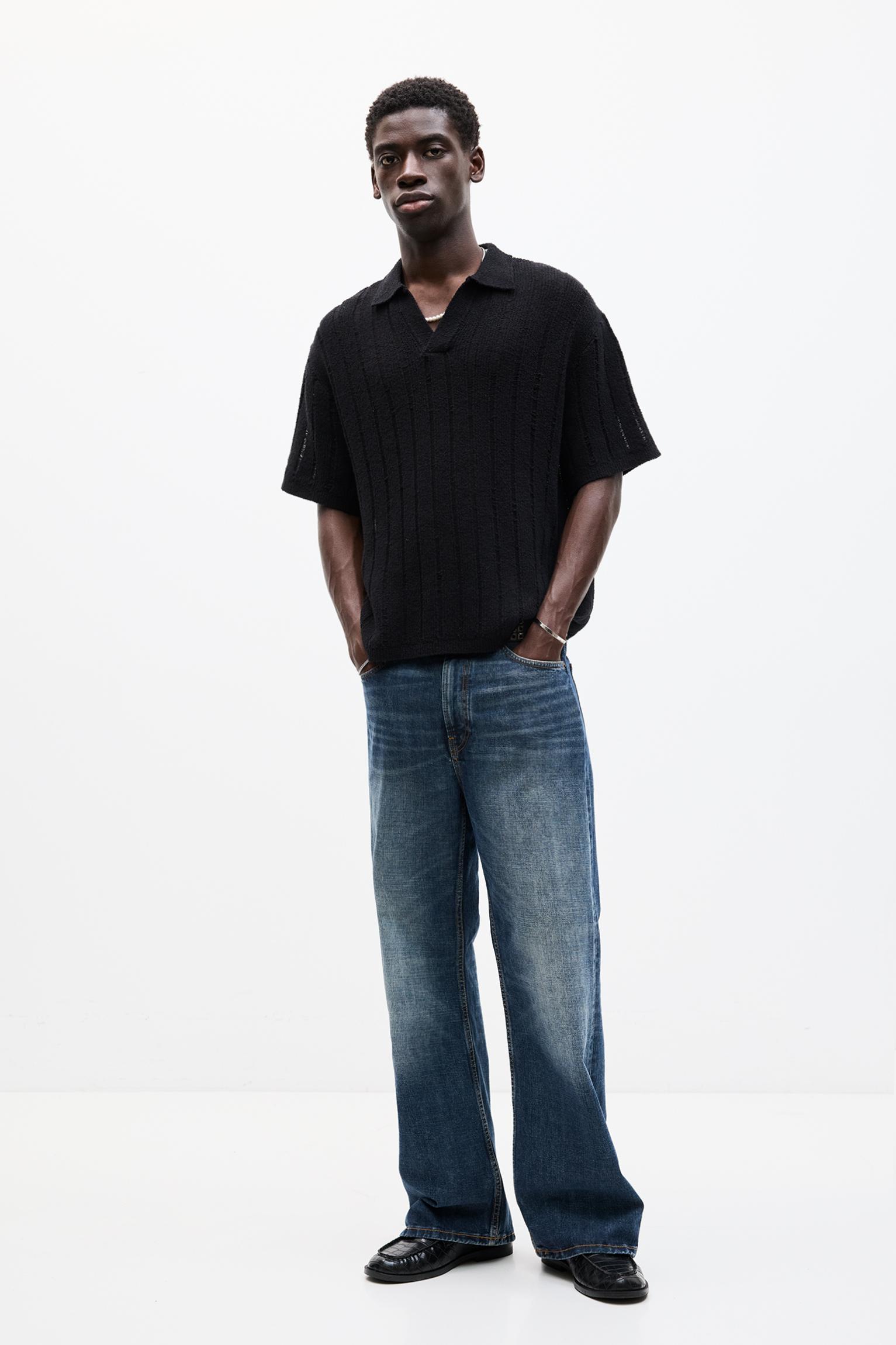 Short sleeve knit polo shirt Product Image