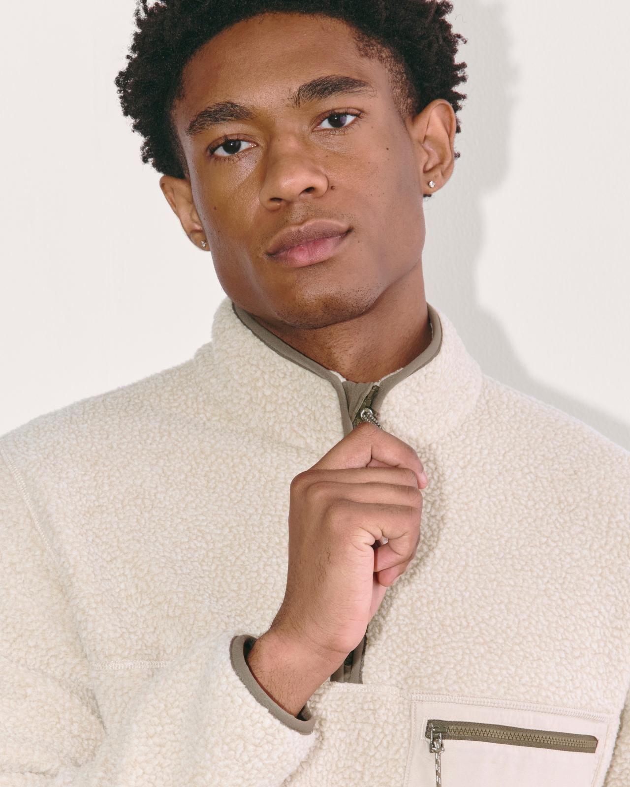 The Teddy Quarter-Zip Fleece Product Image