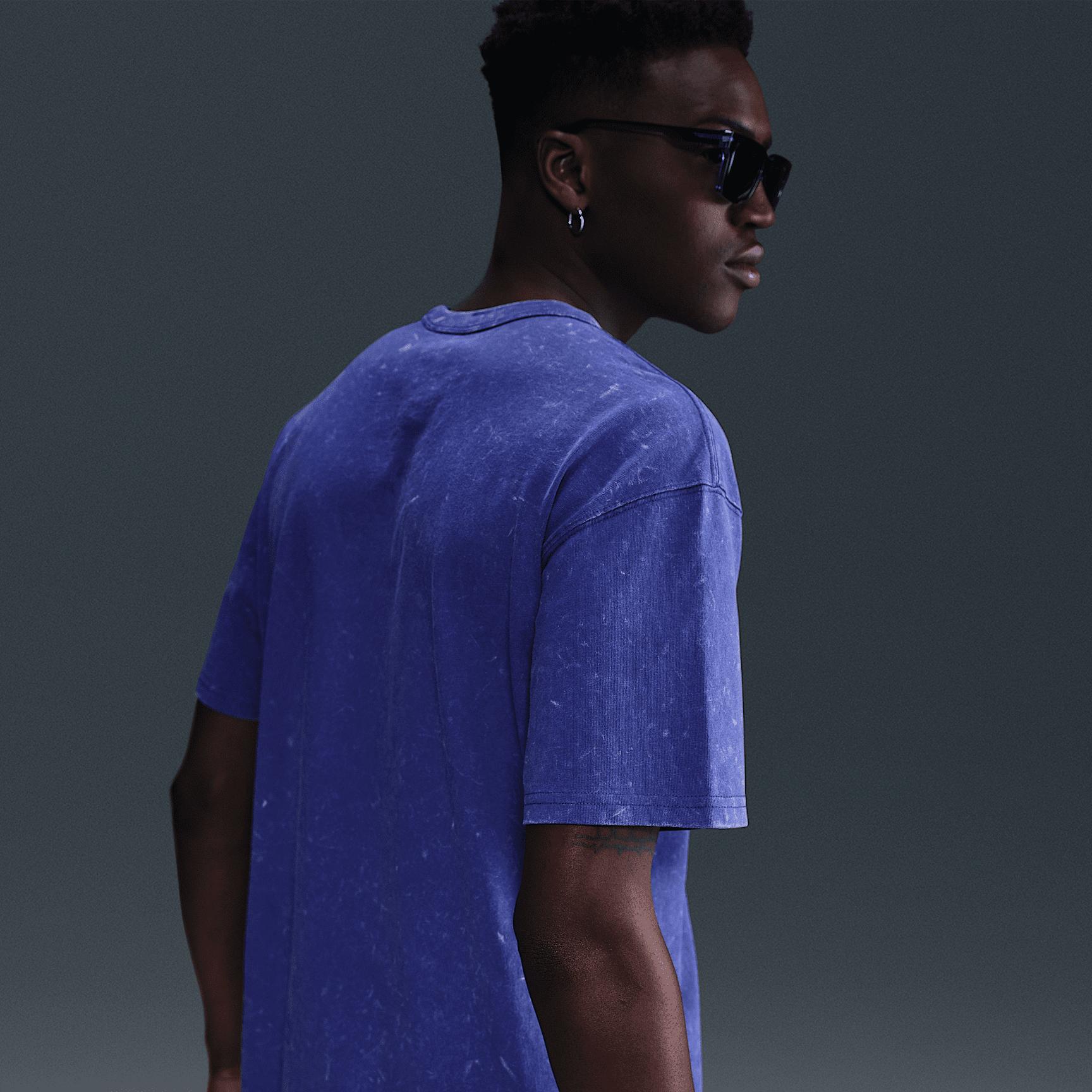 Mens Nike Sportswear Premium Essentials Max90 T-Shirt | HJ0552-539 Product Image