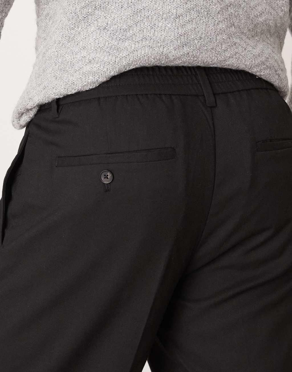 Selected Homme relaxed tapered fit waistband pants in black Product Image
