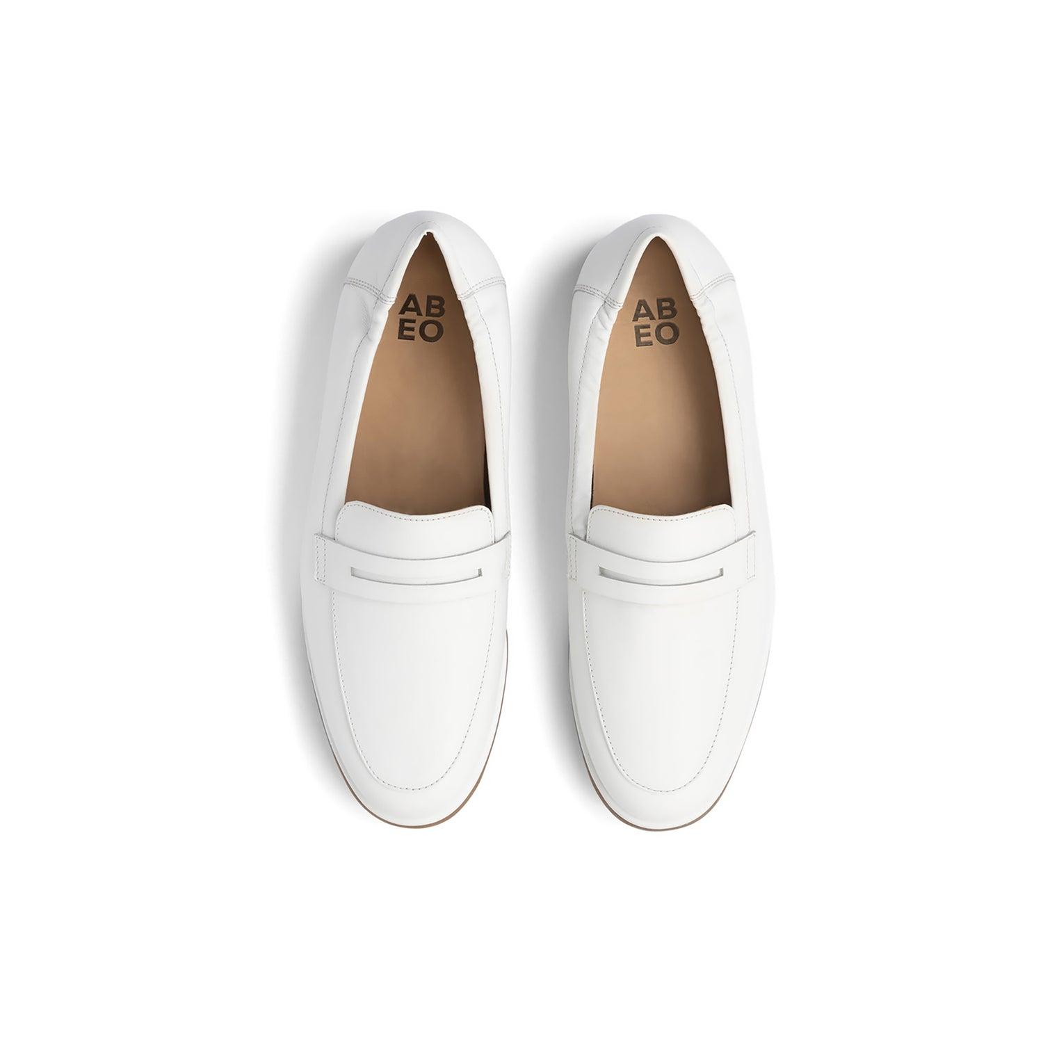 Strada Loafer Metatarsal Female Product Image