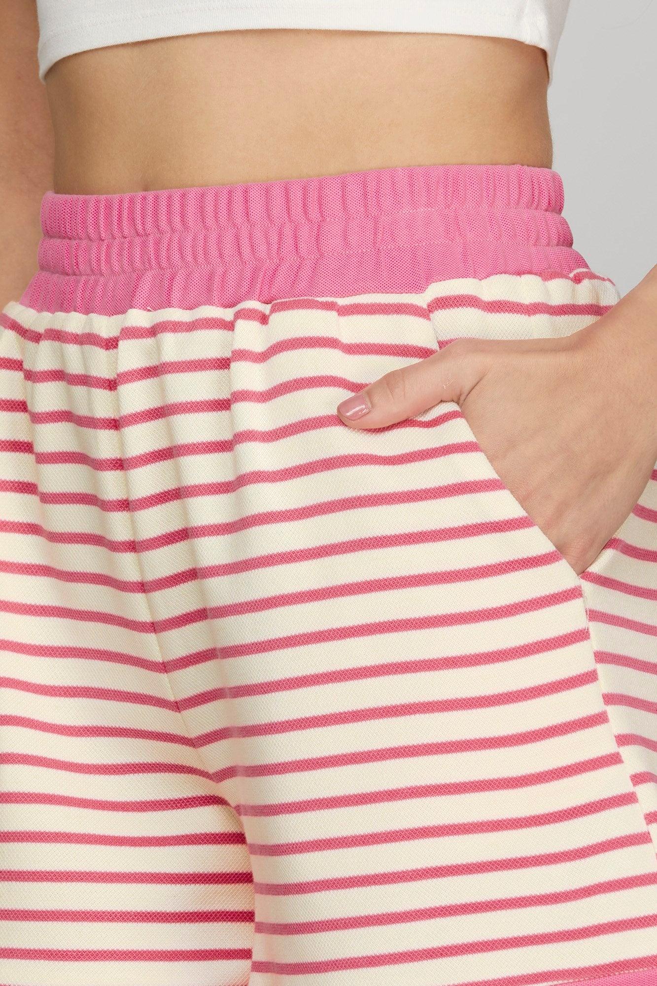 CONTRAST RIB STRIPED KNIT SHORT WITH ELASTIC WAIST AND POCKETS Product Image