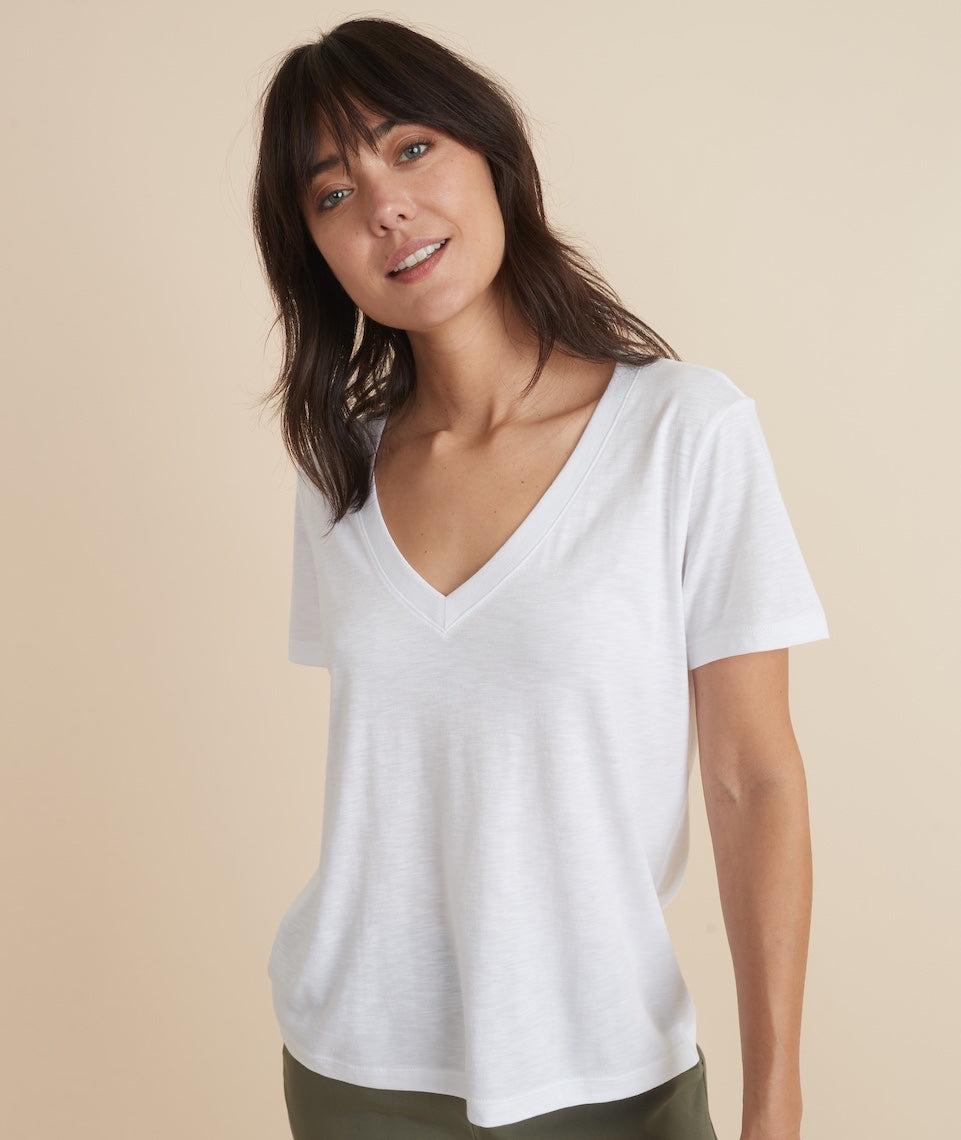 Boyfriend V-Neck in White Product Image